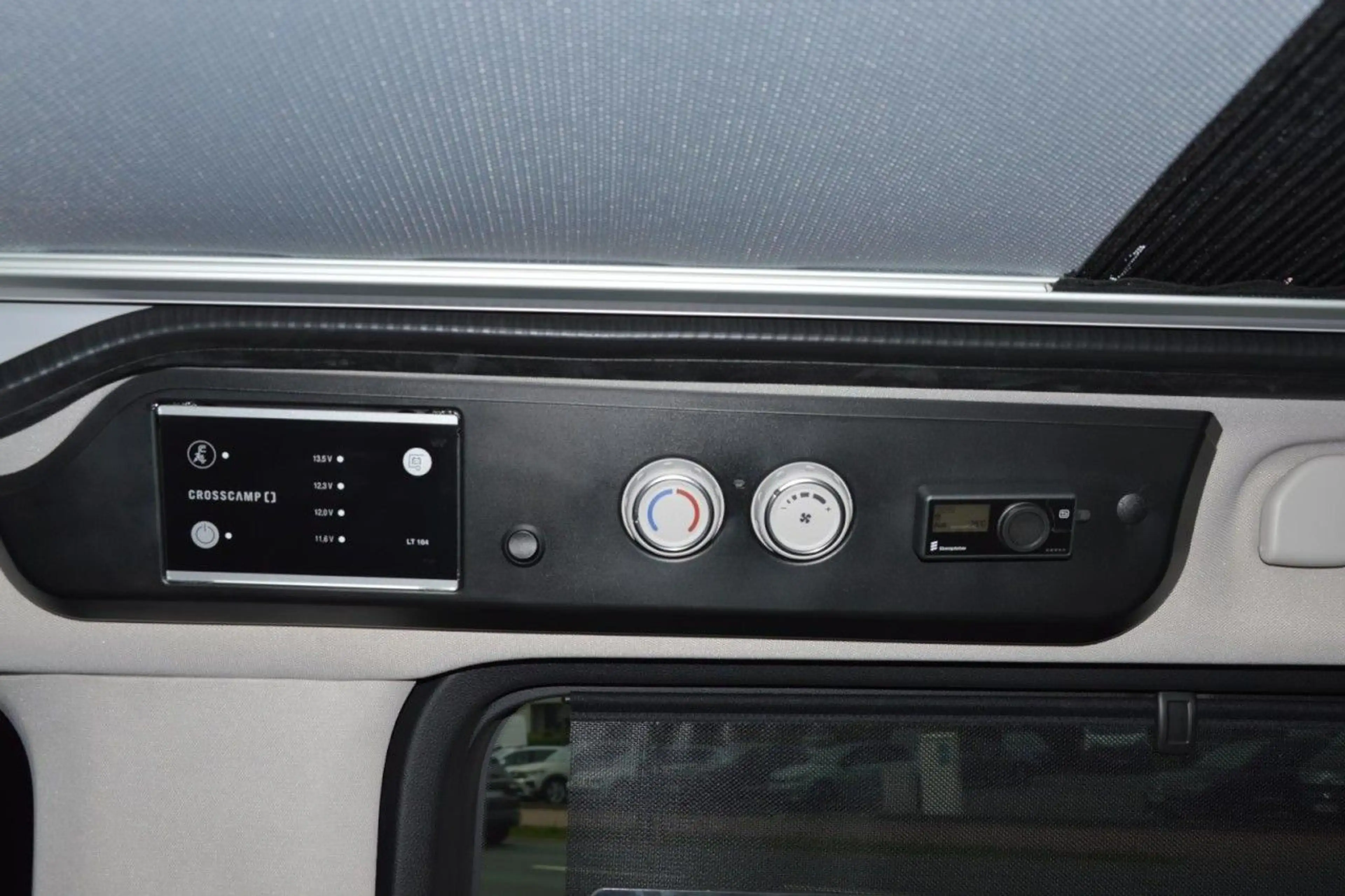 Opel Zafira Life Edition M — photo 14