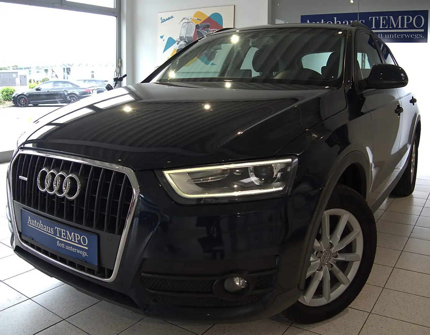 Audi Q3 2,0 TDI quattro DPF S-tronic --Standheizung-- A... Blau - 1