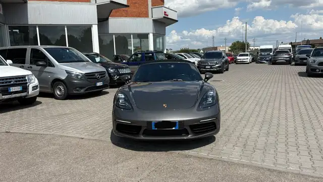 Porsche 718 Spyder 2.5 S