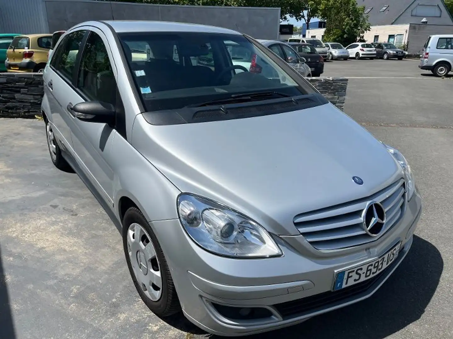 Mercedes-Benz B 180 (T245) 180 CDI - 2