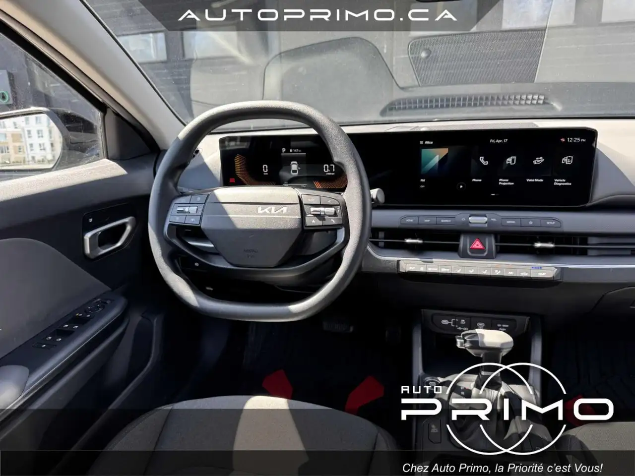Kia K4 снимка Kia K4