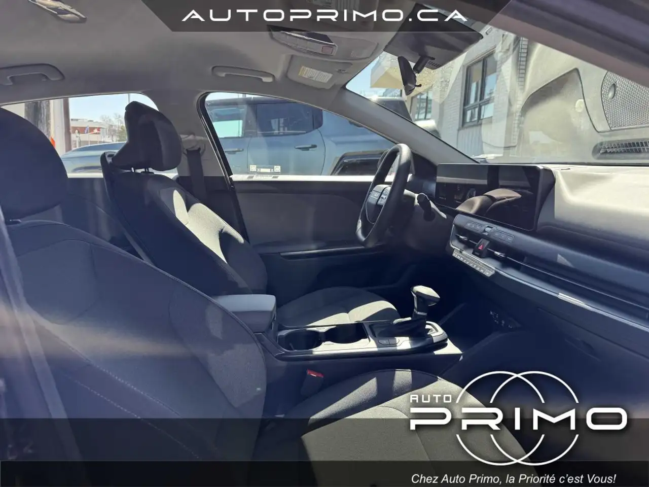 Kia K4 снимка Kia K4