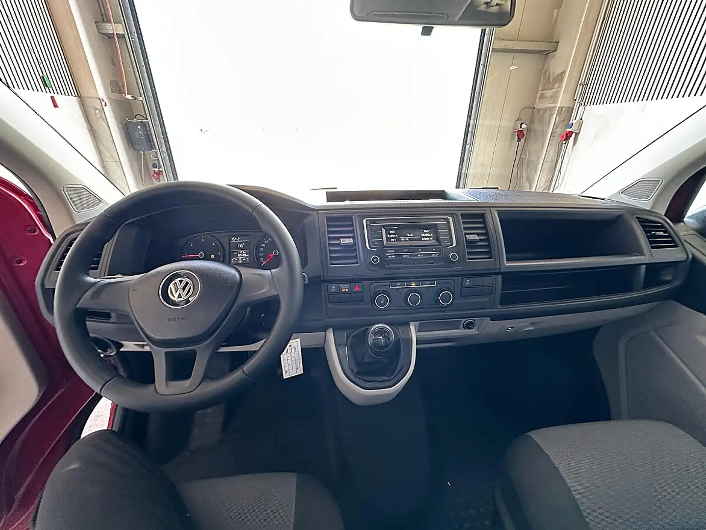 Volkswagen T6 Transporter KR HK 2,0 TDI BMT Einparkhillfe, Climatronic, T... Rot - 2