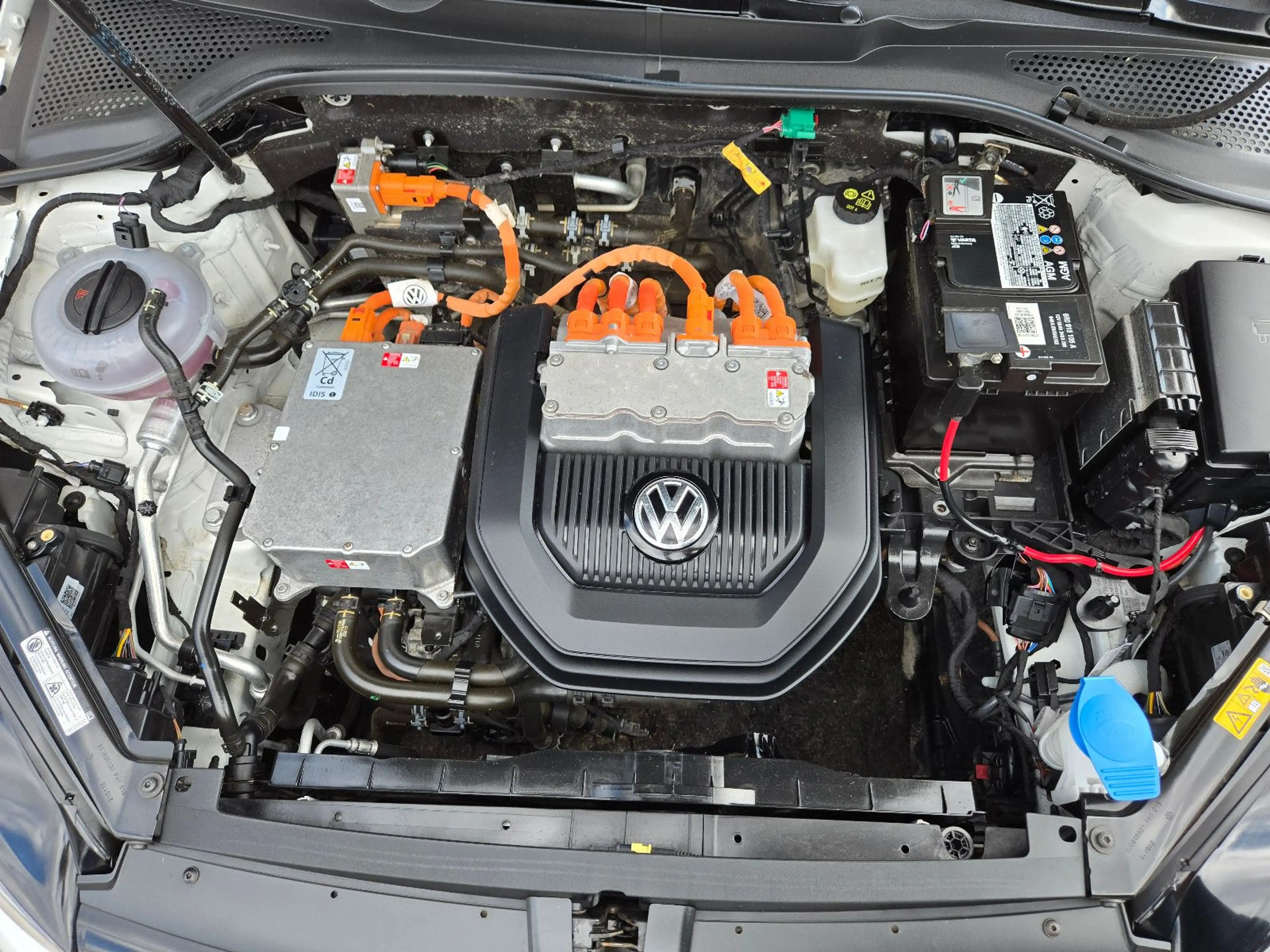 Volkswagen Golf VII Lim. e-Golf**46Tkm**Service neu** — photo 9