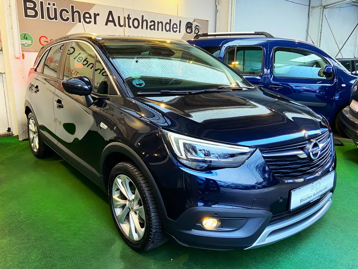 Opel Crossland X Innovation  Automatik 131 PS Sonderedition Blau - 2