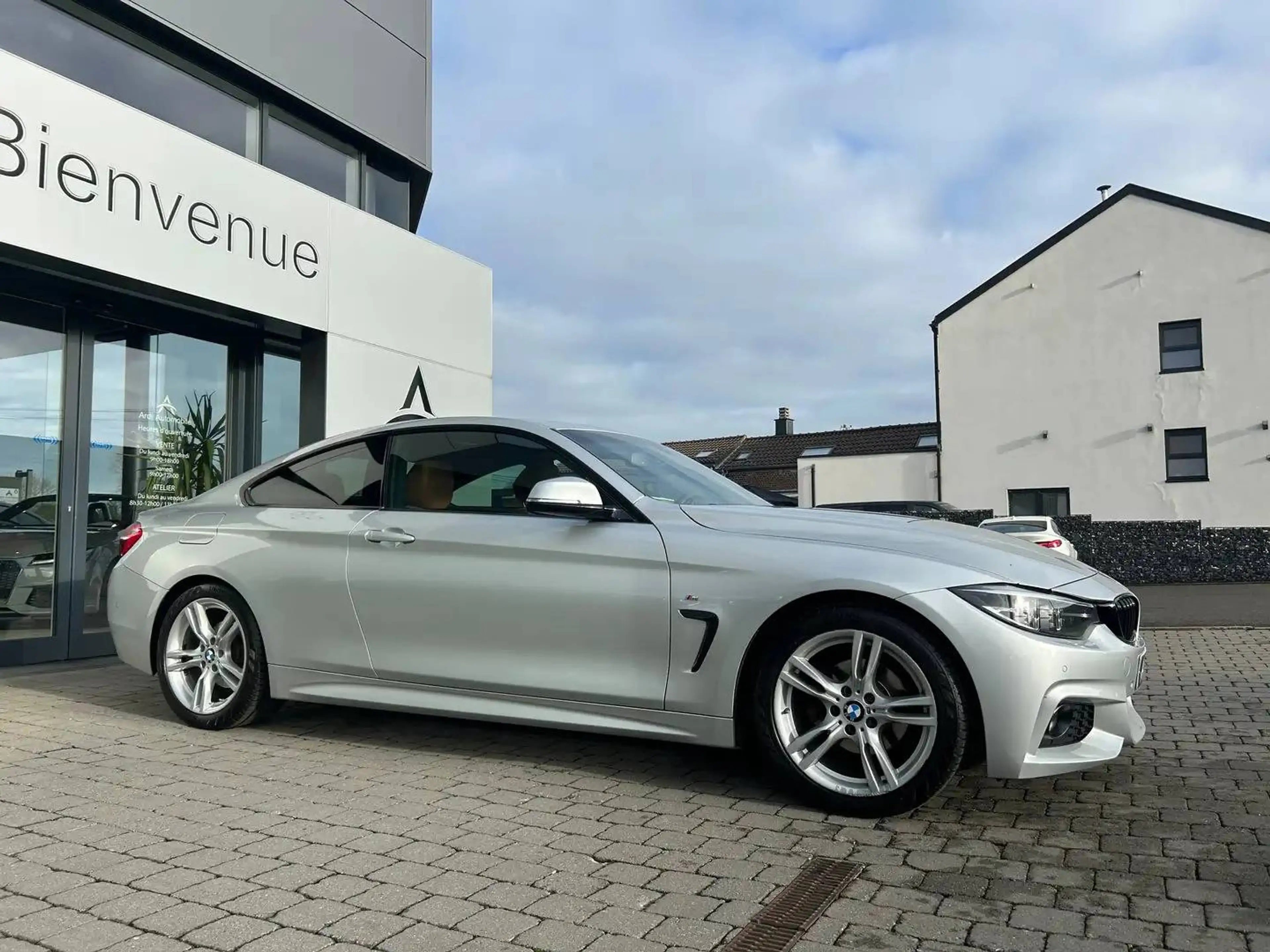 BMW 418 Coupé dA *GARANTIE 12 MOIS*PACK M*LED*CUIR*GPS* — photo 12