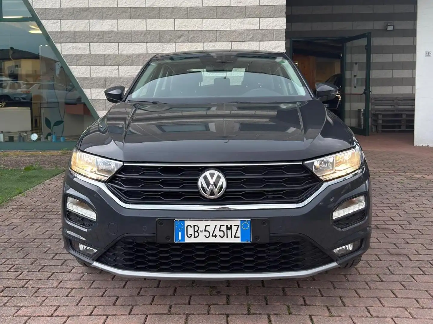 Volkswagen T-Roc T-Roc I 2017 1.6 tdi Business Grijs - 1