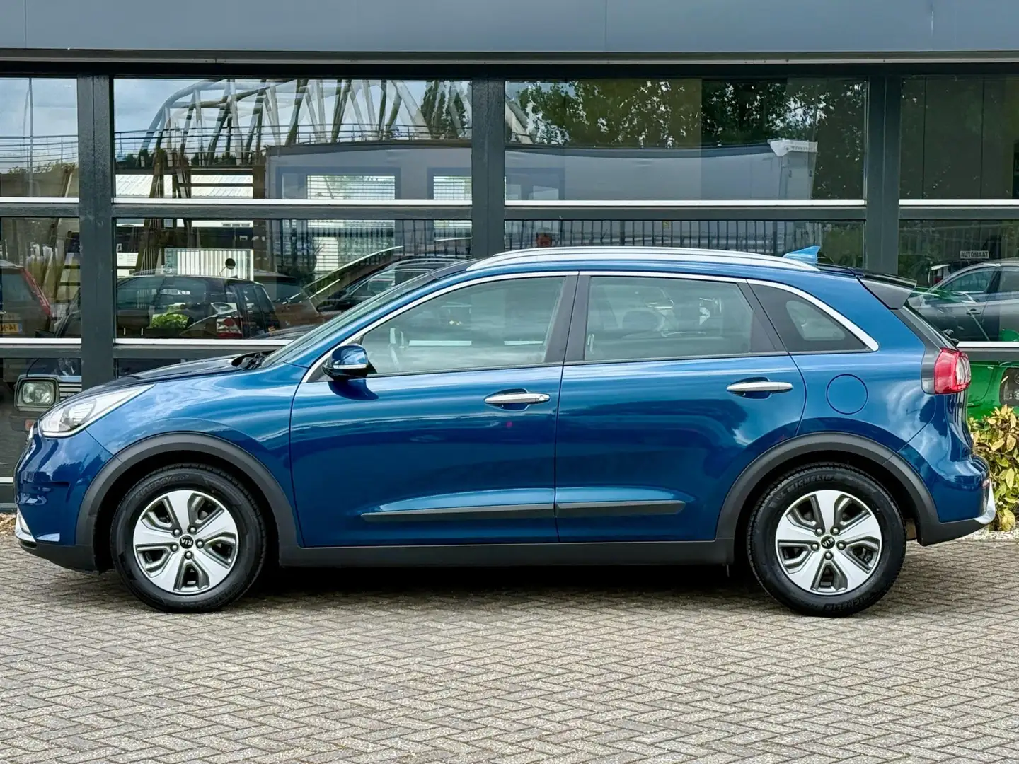 Kia Niro 1.6 GDi Hybrid ExecutiveLine Navi Airco NAP APK !! Bleu - 2