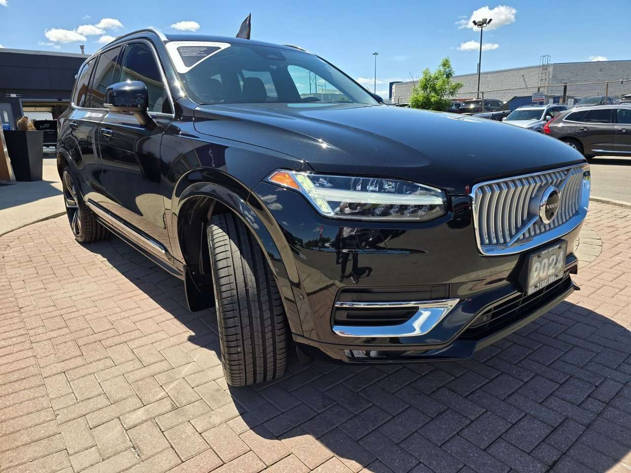 2024 Volvo XC90 UP TO *5YR/UNLIMITED KM WARRANTY... thumb 6