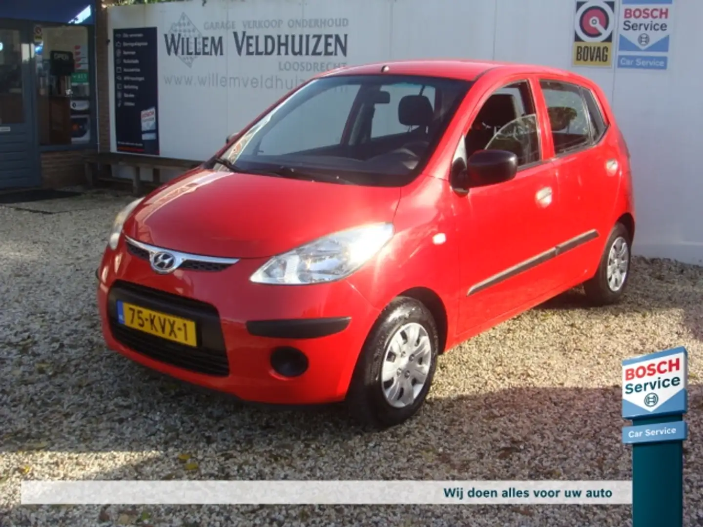 Hyundai i10 1.1I 5drs Active Cool weinig km, cpl onderhoud Rood - 1