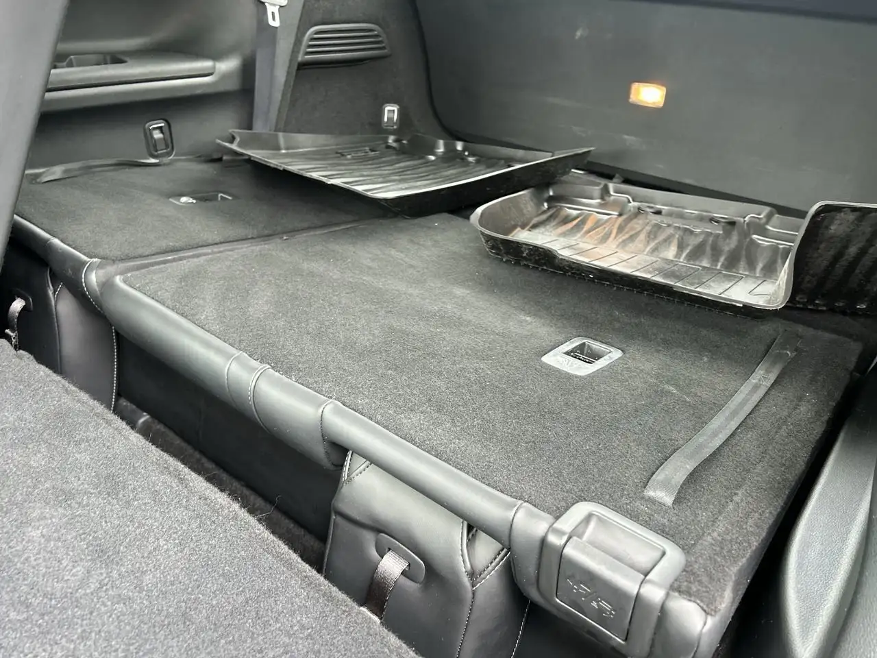 Infiniti QX60 снимка Infiniti QX60