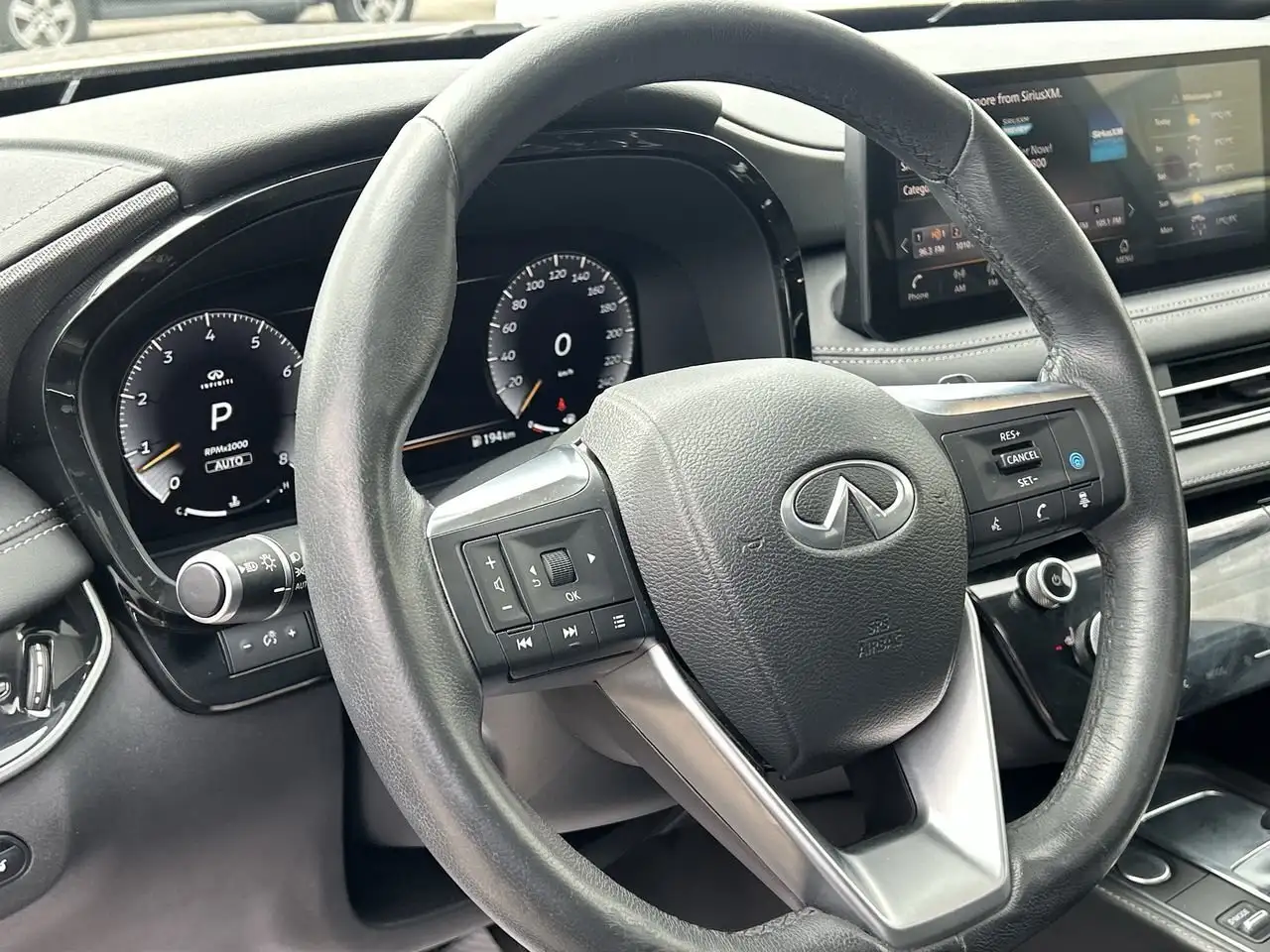 Infiniti QX60 снимка Infiniti QX60