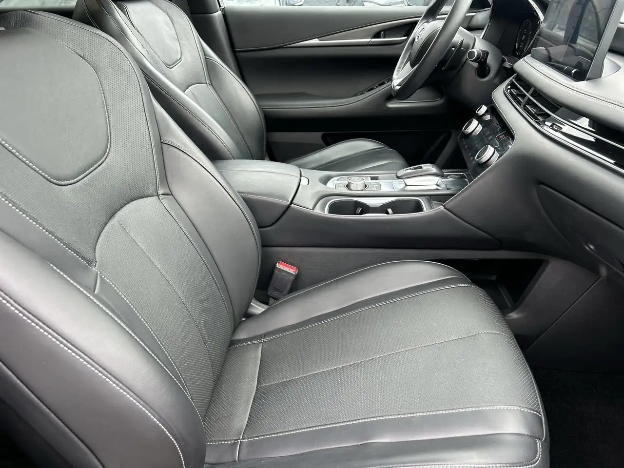 Infiniti QX60 снимка Infiniti QX60