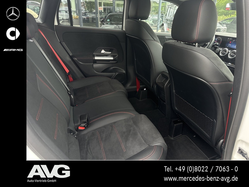 Mercedes-Benz GLA 35 AMG AMG GLA 35 4M Pano AHK Std.Heizung MBEAM Adv.+ LED — photo 12