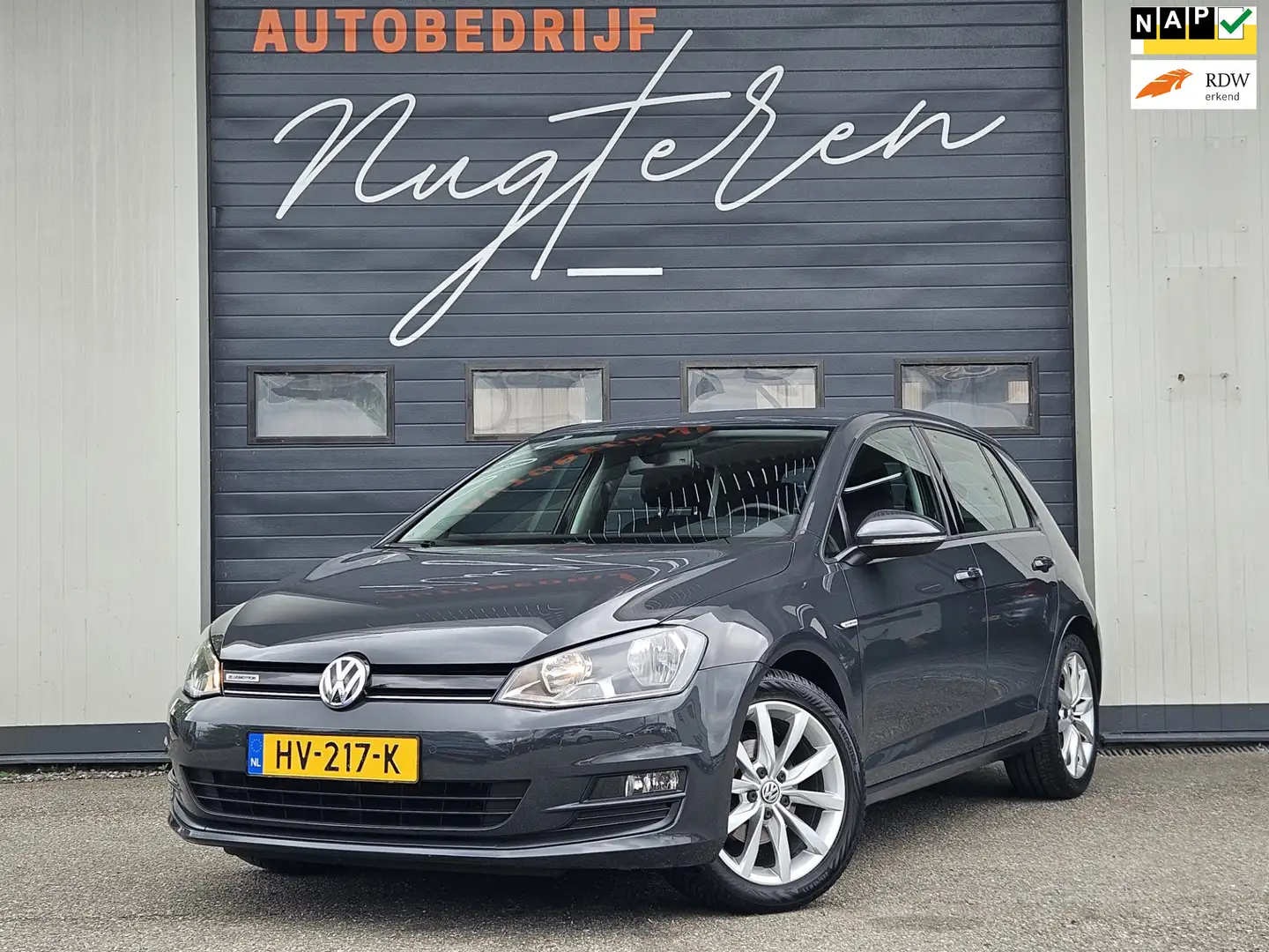 Volkswagen Golf 1.0 TSI Comfortline 5 Drs|Clima|Cruise|Navi Gris - 1