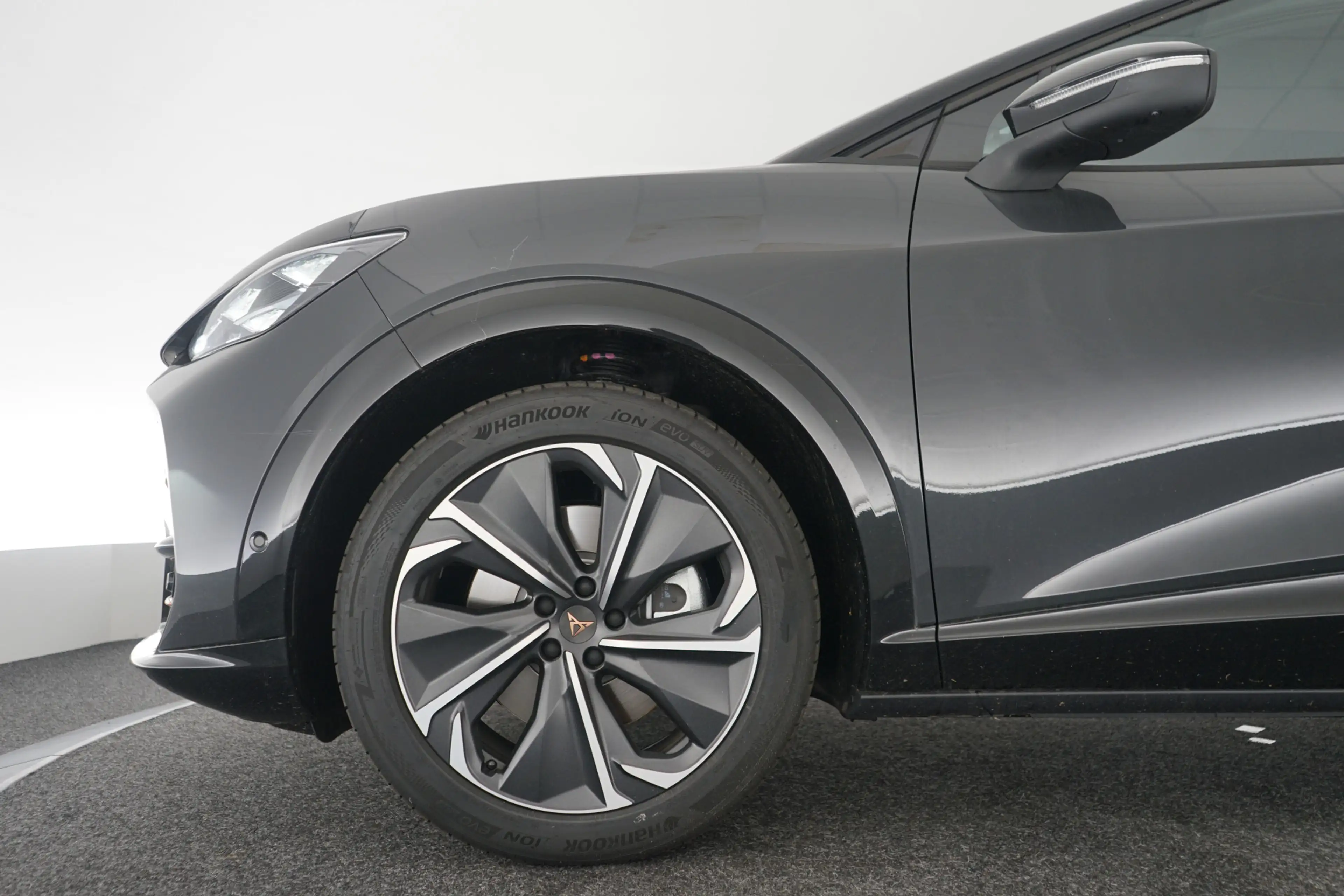 CUPRA Tavascan Business 82 kWh 286PK, 360gr. Camera, Stoelverwarm — photo 8