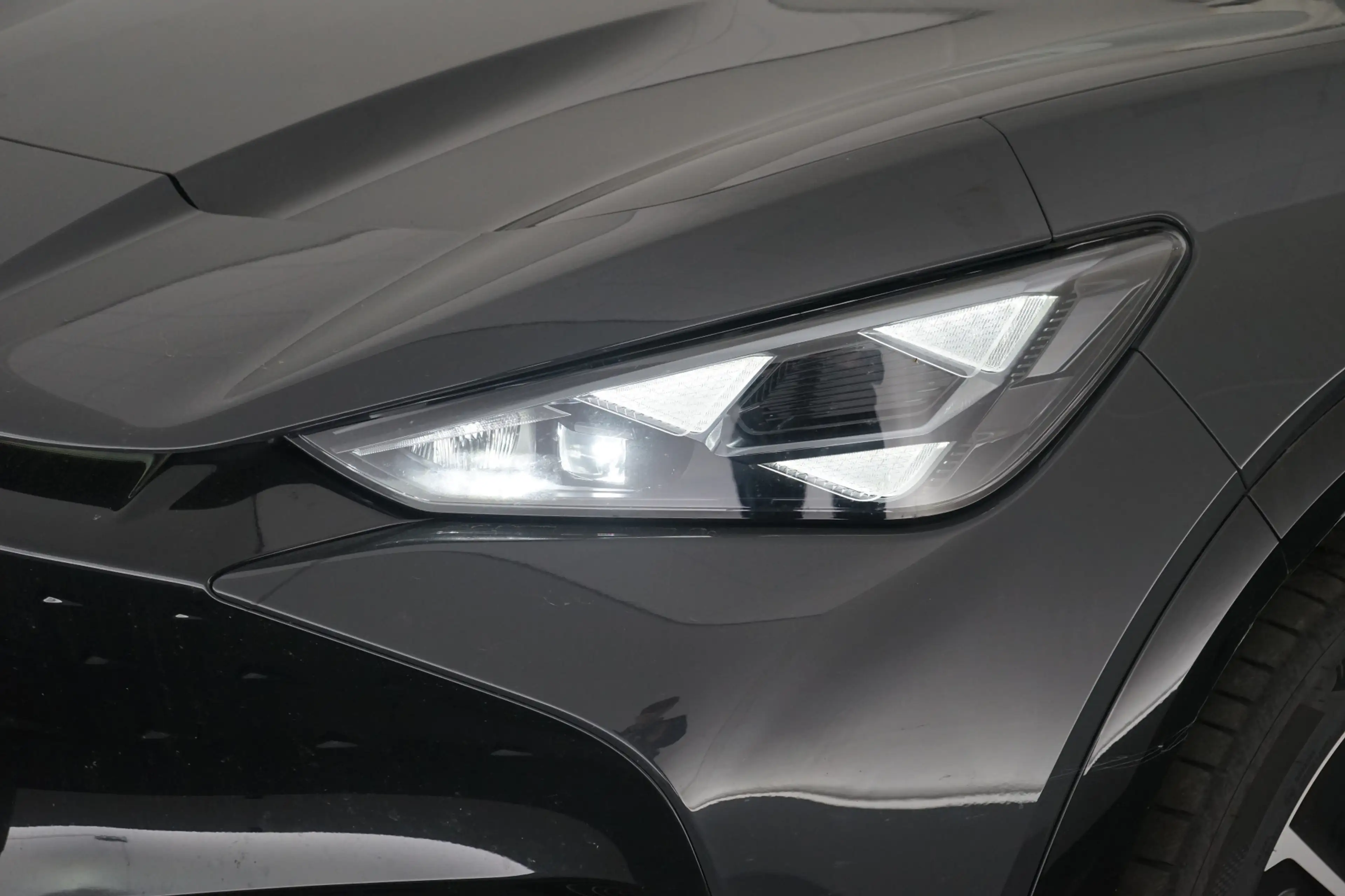 CUPRA Tavascan Business 82 kWh 286PK, 360gr. Camera, Stoelverwarm — photo 7