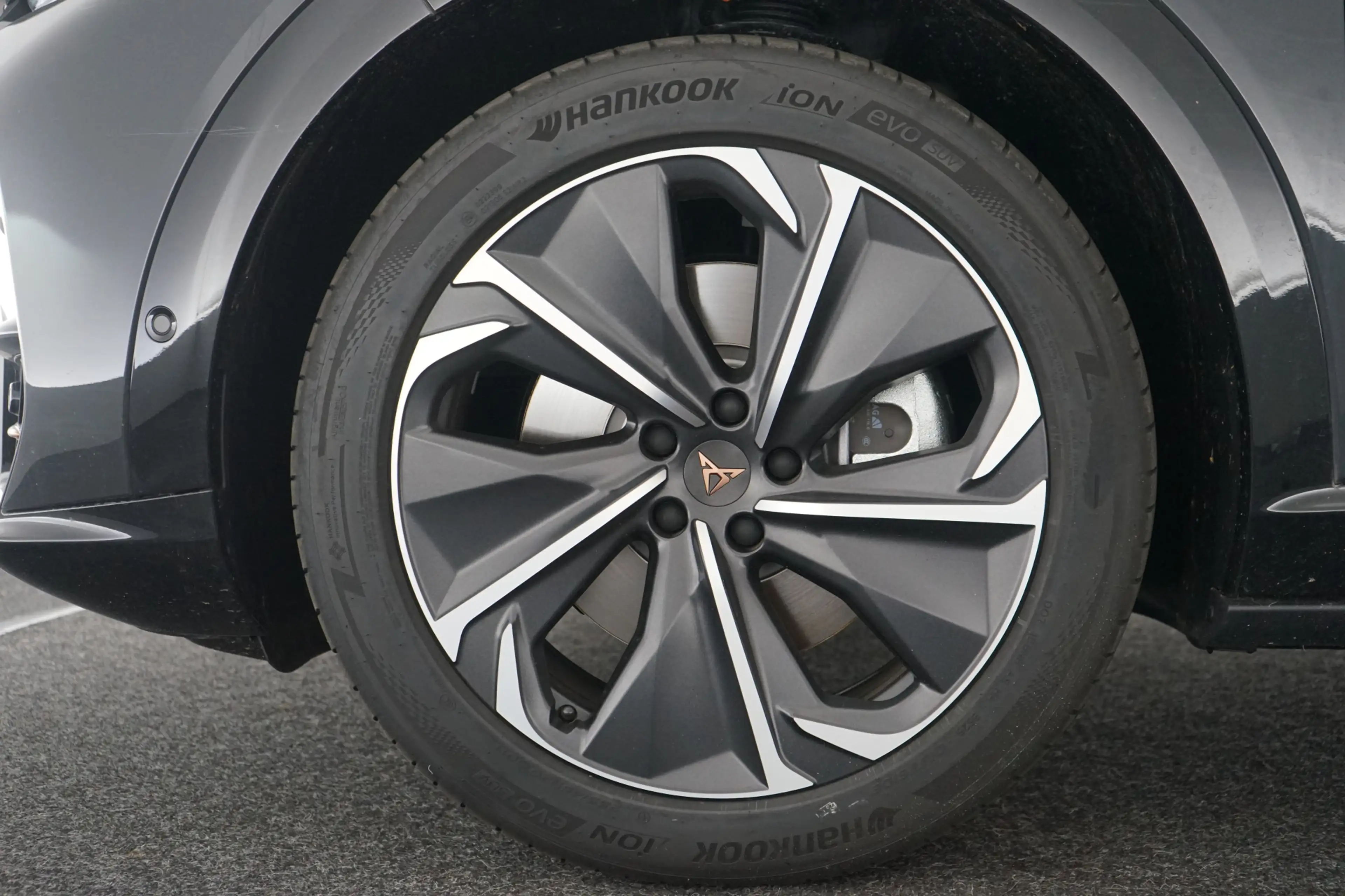 CUPRA Tavascan Business 82 kWh 286PK, 360gr. Camera, Stoelverwarm — photo 9