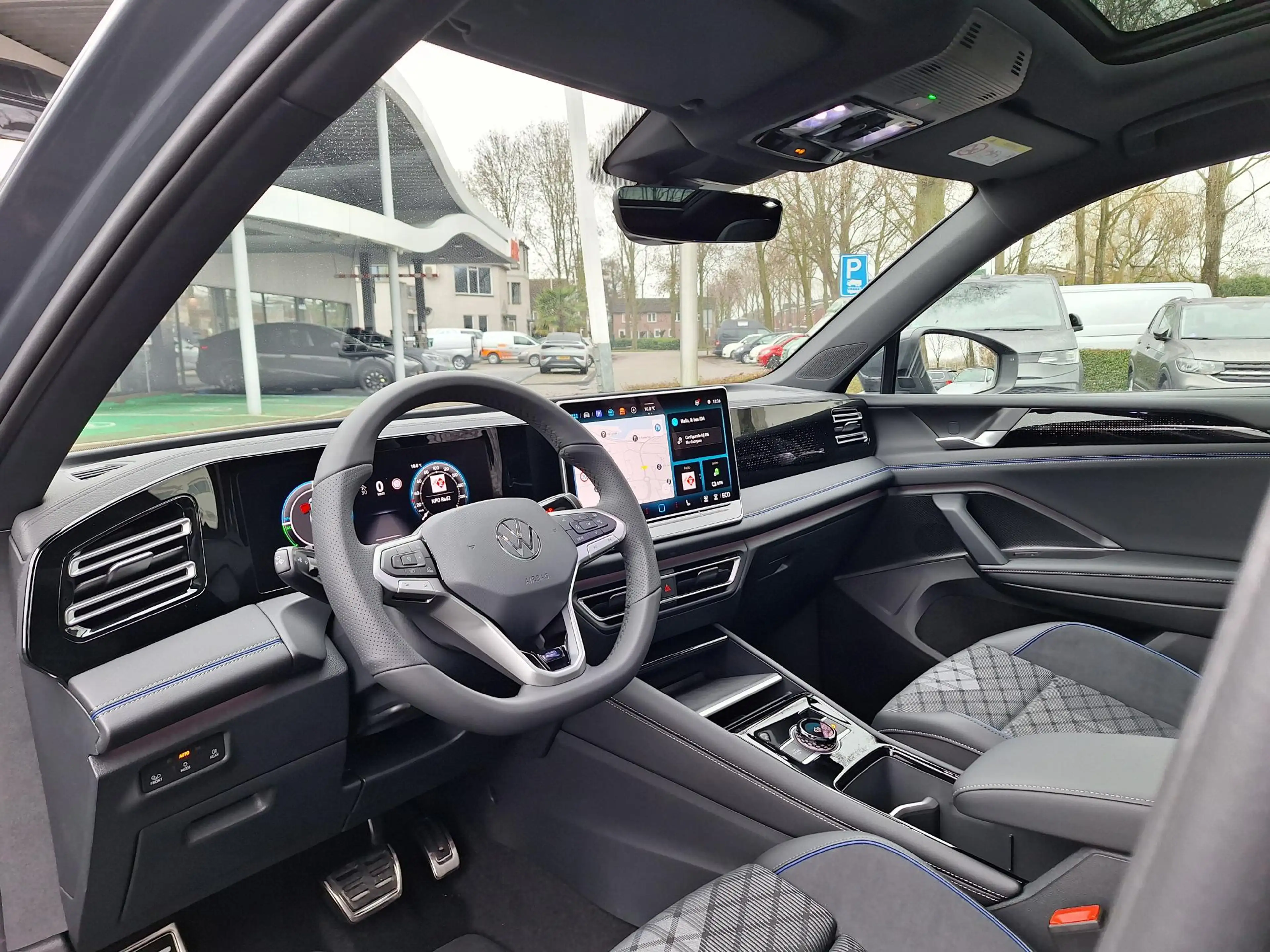 Volkswagen Tiguan Hybrid 272pk DSG R-Line (Pano,Trekhaak,Camera,Navi — photo 11