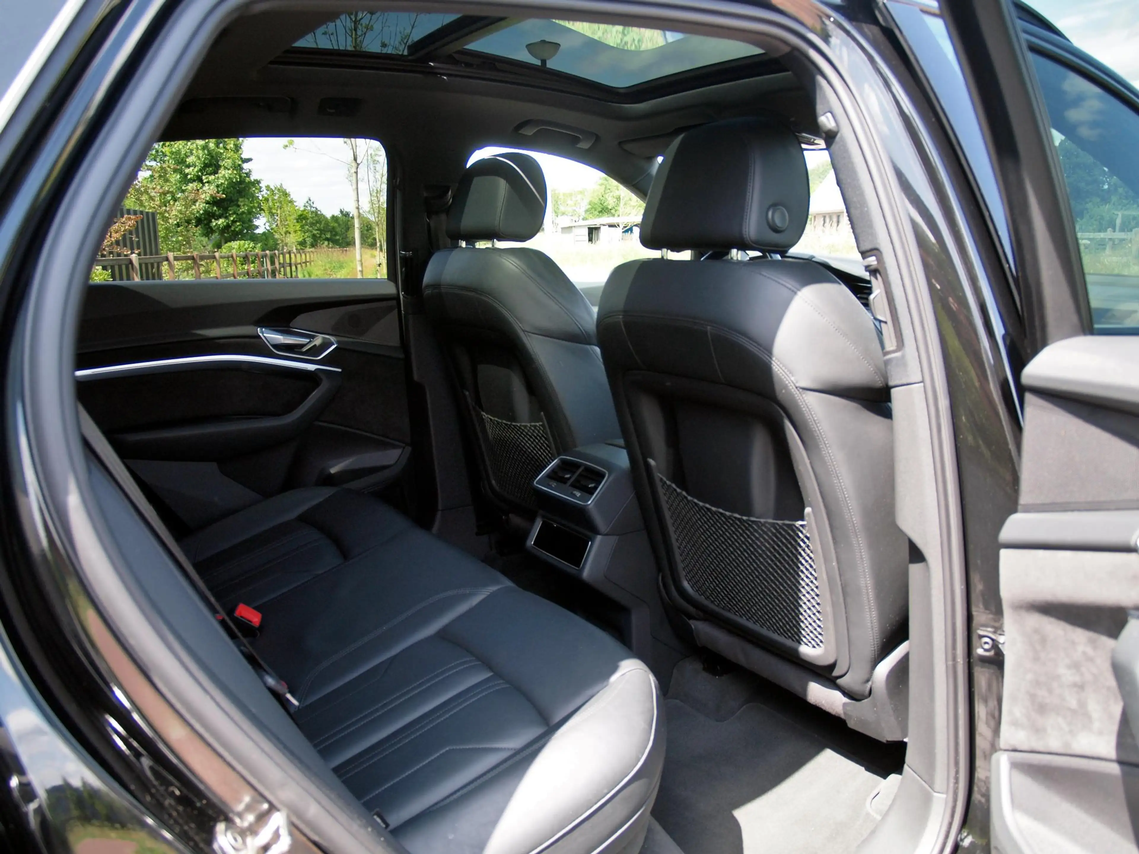 Audi e-tron e-tron 55 quattro 95 kWh | Panoramadak | 360 Camer — photo 35