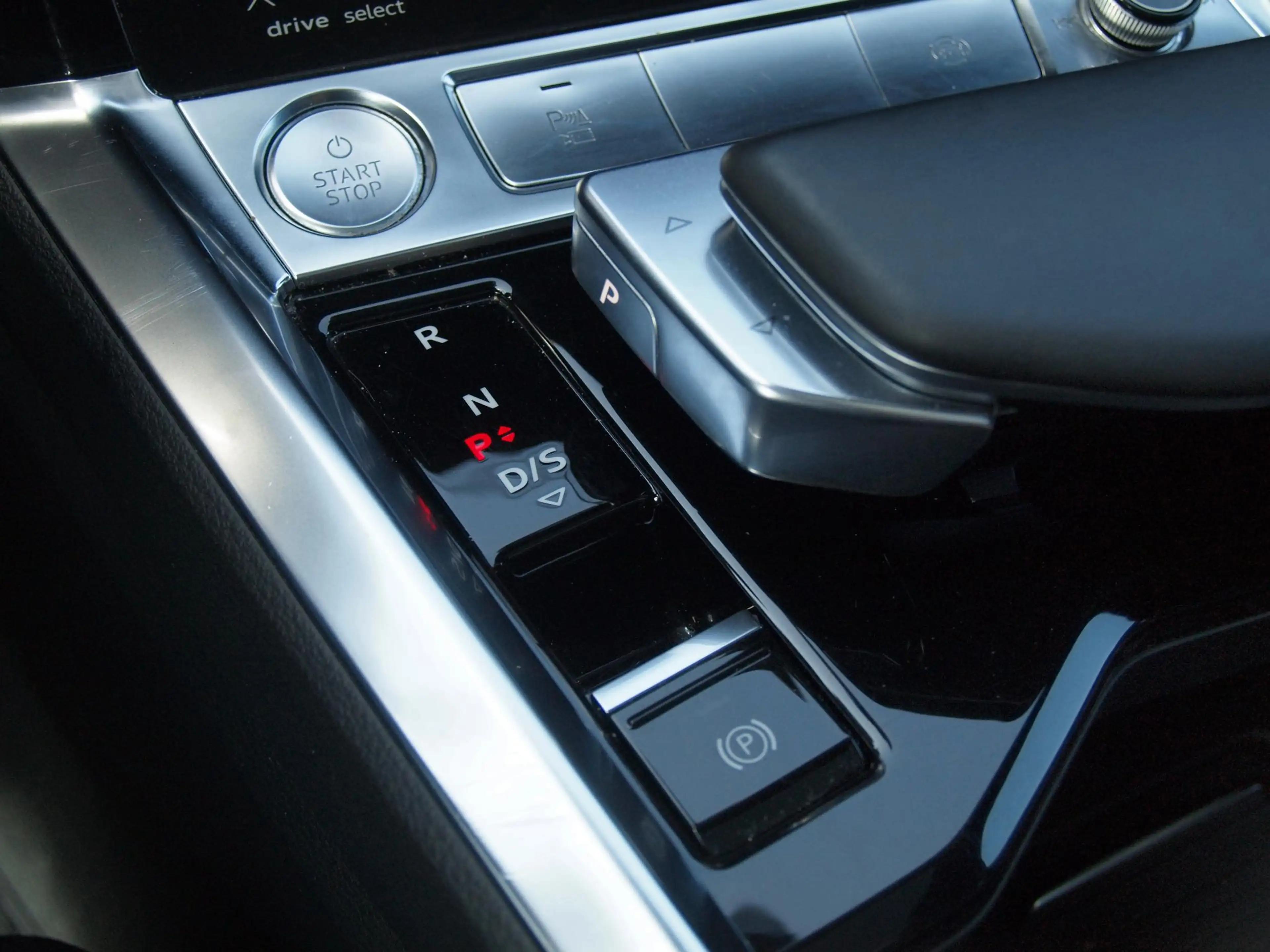 Audi e-tron e-tron 55 quattro 95 kWh | Panoramadak | 360 Camer — photo 27