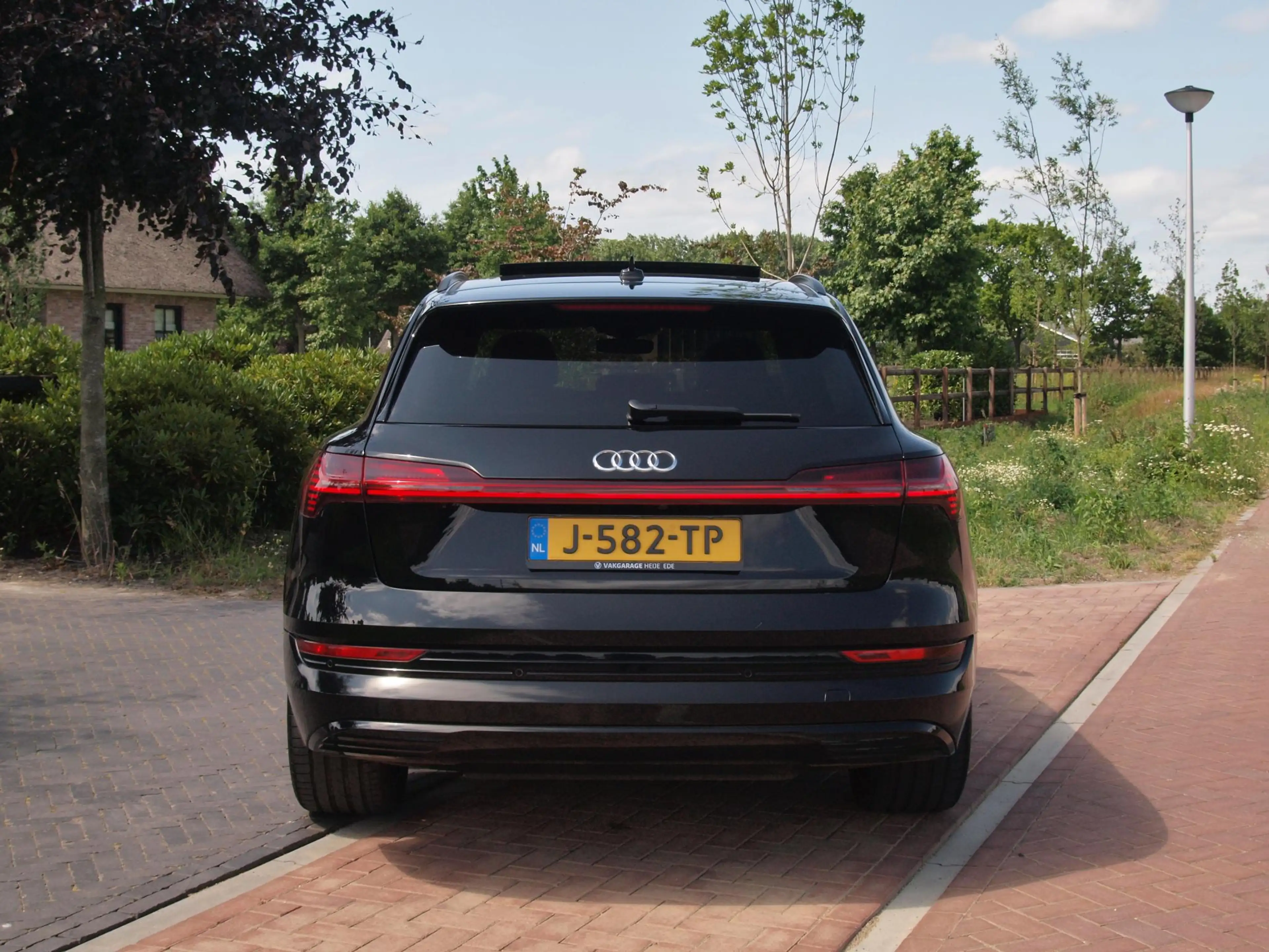 Audi e-tron e-tron 55 quattro 95 kWh | Panoramadak | 360 Camer — photo 9