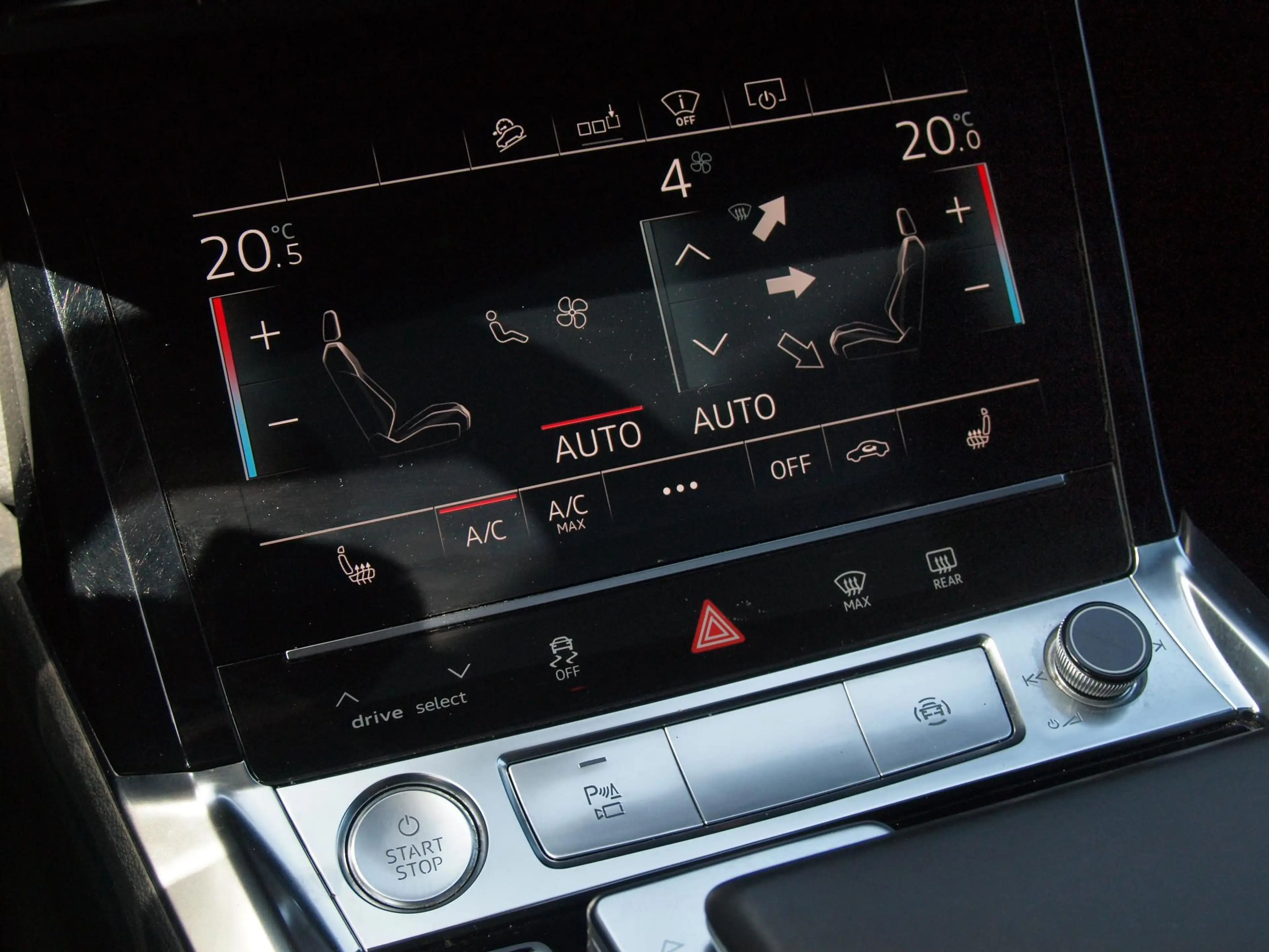Audi e-tron e-tron 55 quattro 95 kWh | Panoramadak | 360 Camer — photo 26