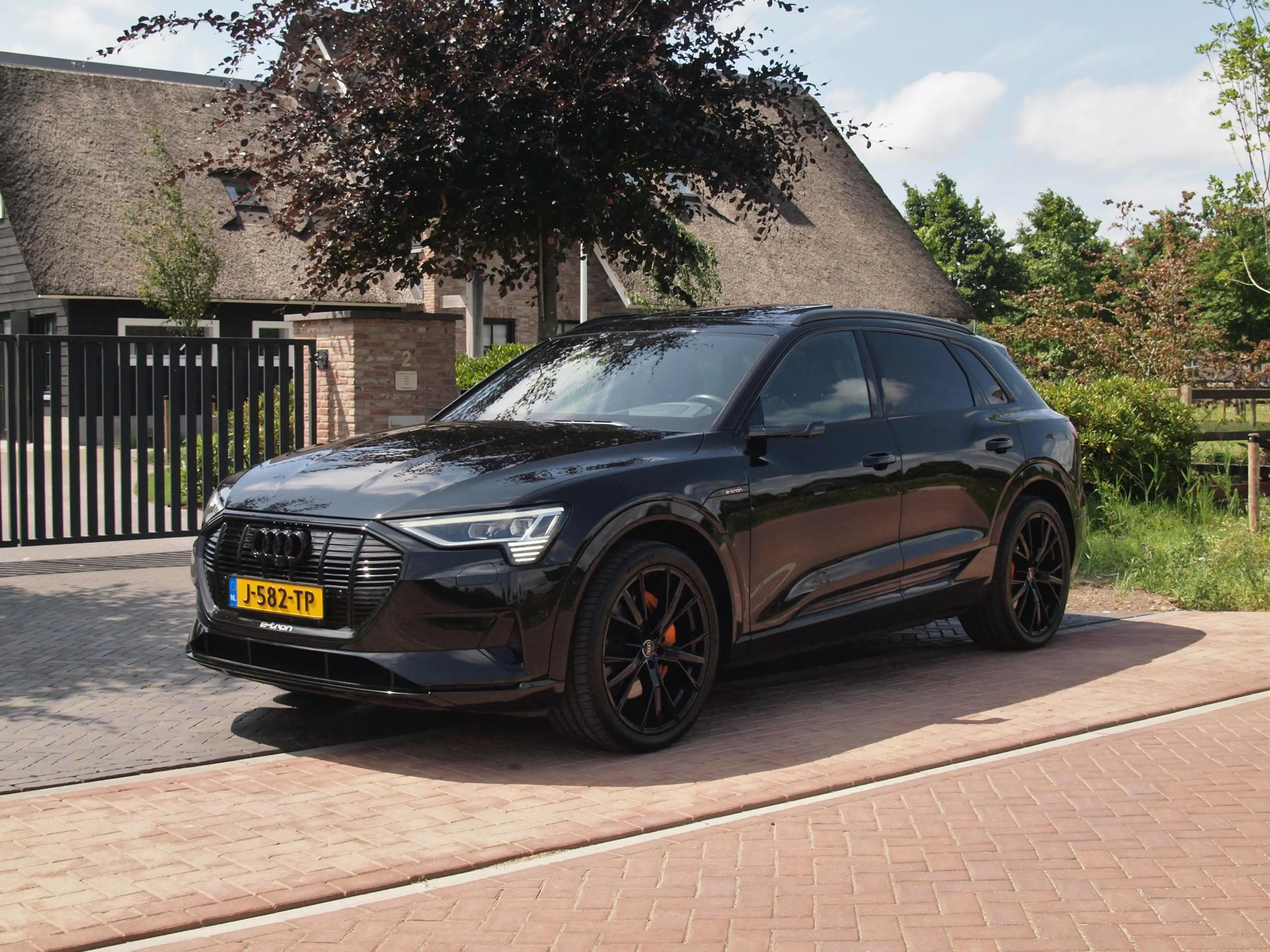 Audi e-tron e-tron 55 quattro 95 kWh | Panoramadak | 360 Camer — photo 6