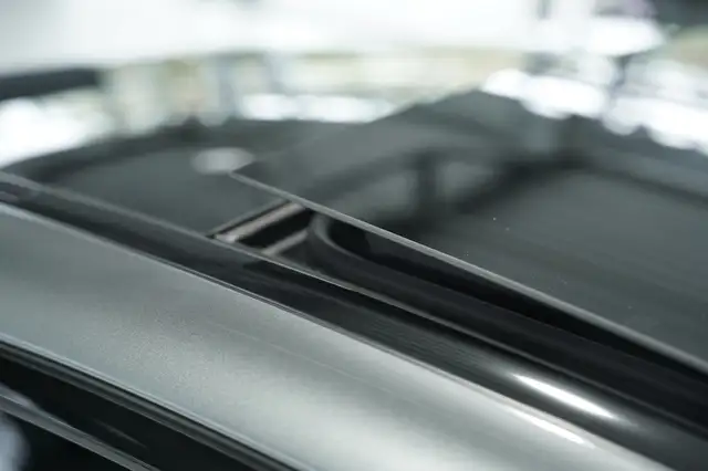 Mercedes-Benz C Class view 14
