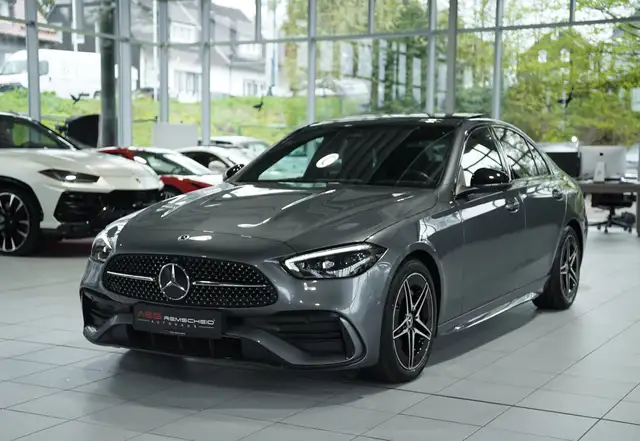 Mercedes-Benz C Class view 5