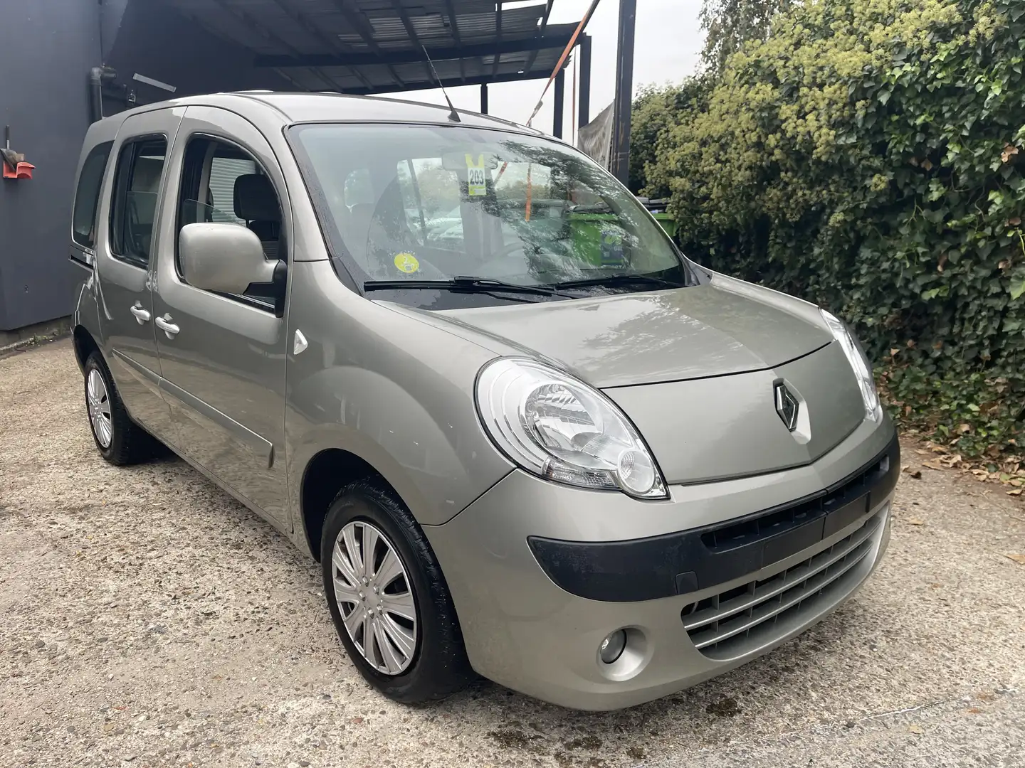 Renault Kangoo Kangoo  1.5 dCi 110 FAP Extra Beige - 1
