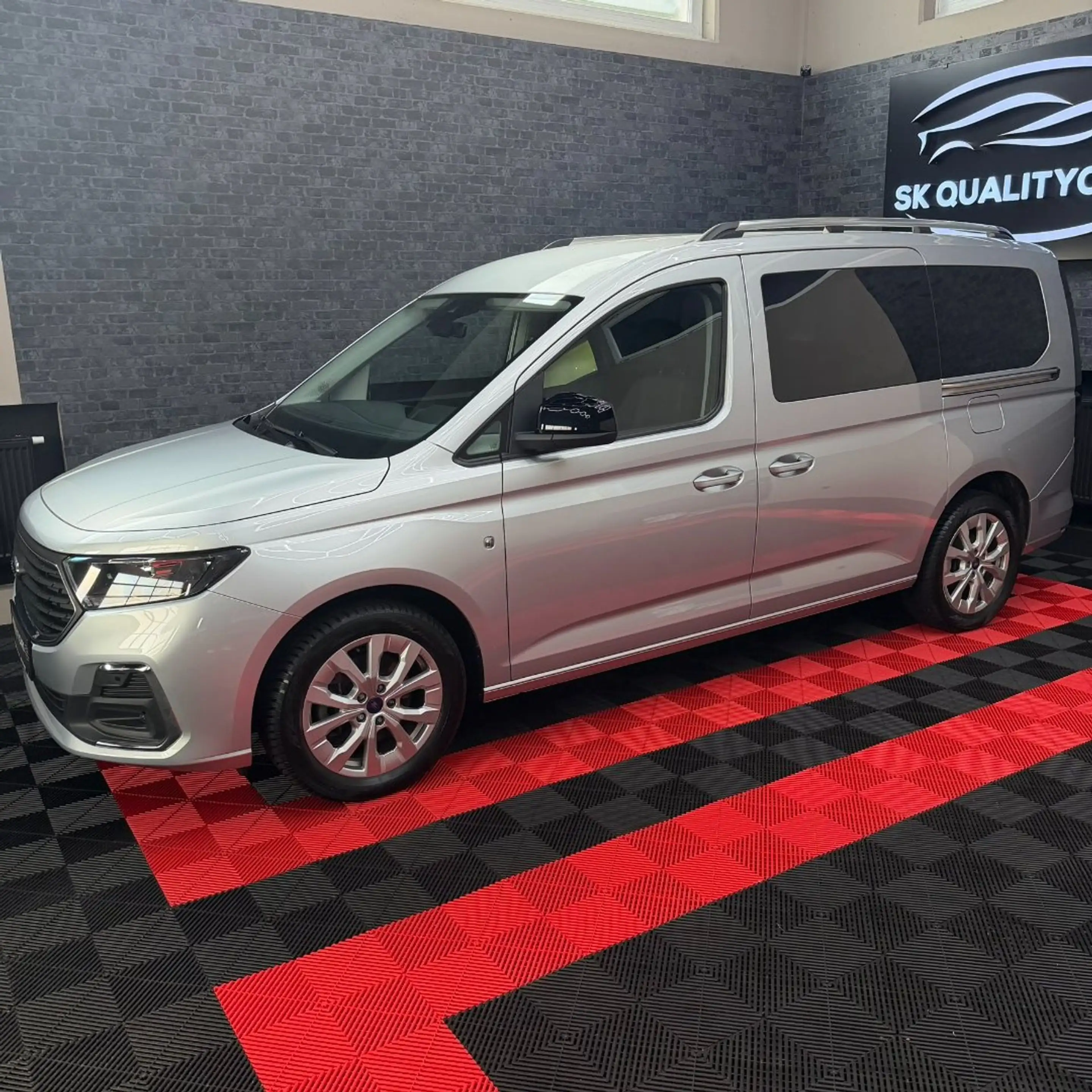 Ford Grand Tourneo Tourneo Connect 2.0 EcoBlue Grand Titanium (EURO 6 — photo 6