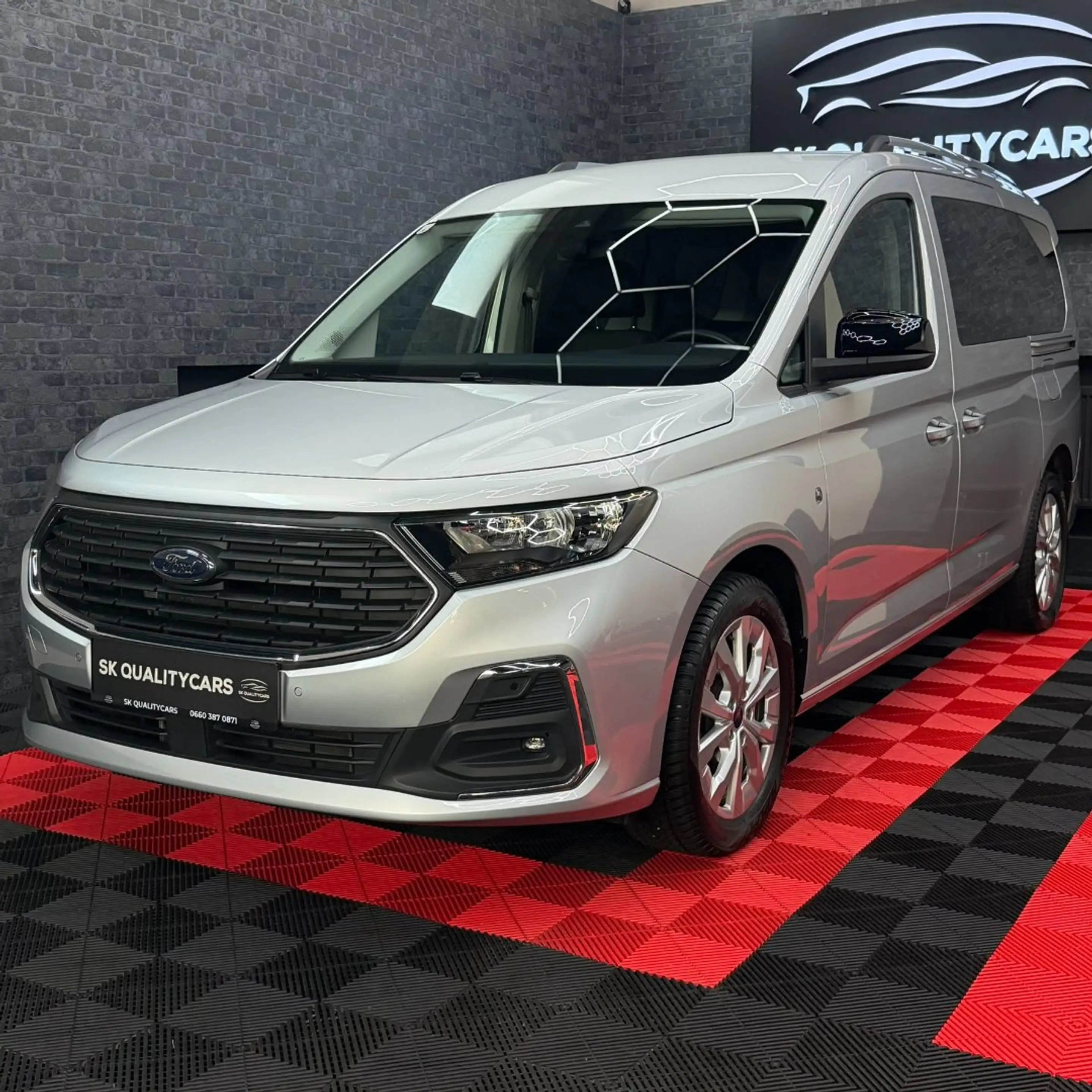 Ford Grand Tourneo Tourneo Connect 2.0 EcoBlue Grand Titanium (EURO 6 — photo 5