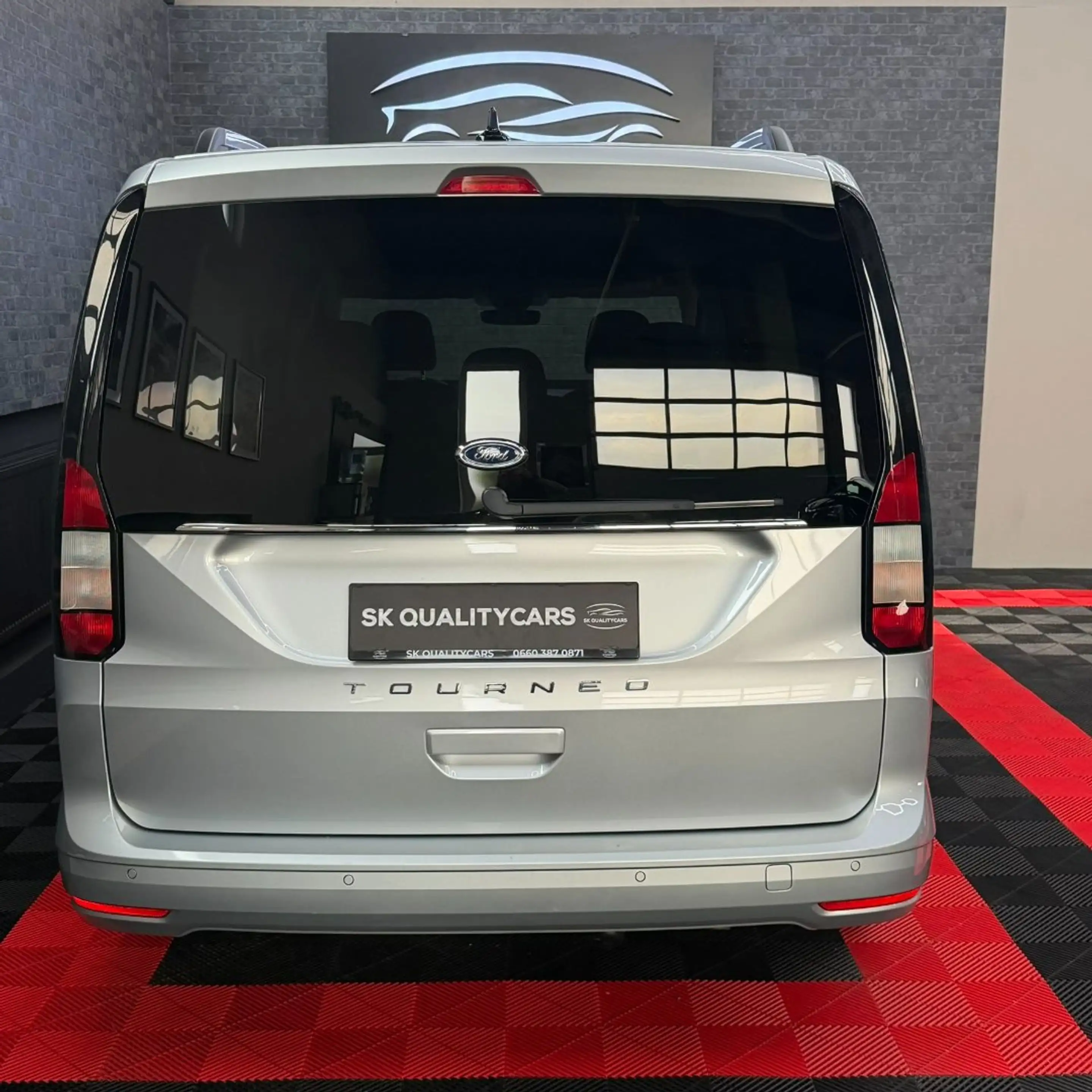 Ford Grand Tourneo Tourneo Connect 2.0 EcoBlue Grand Titanium (EURO 6 — photo 11