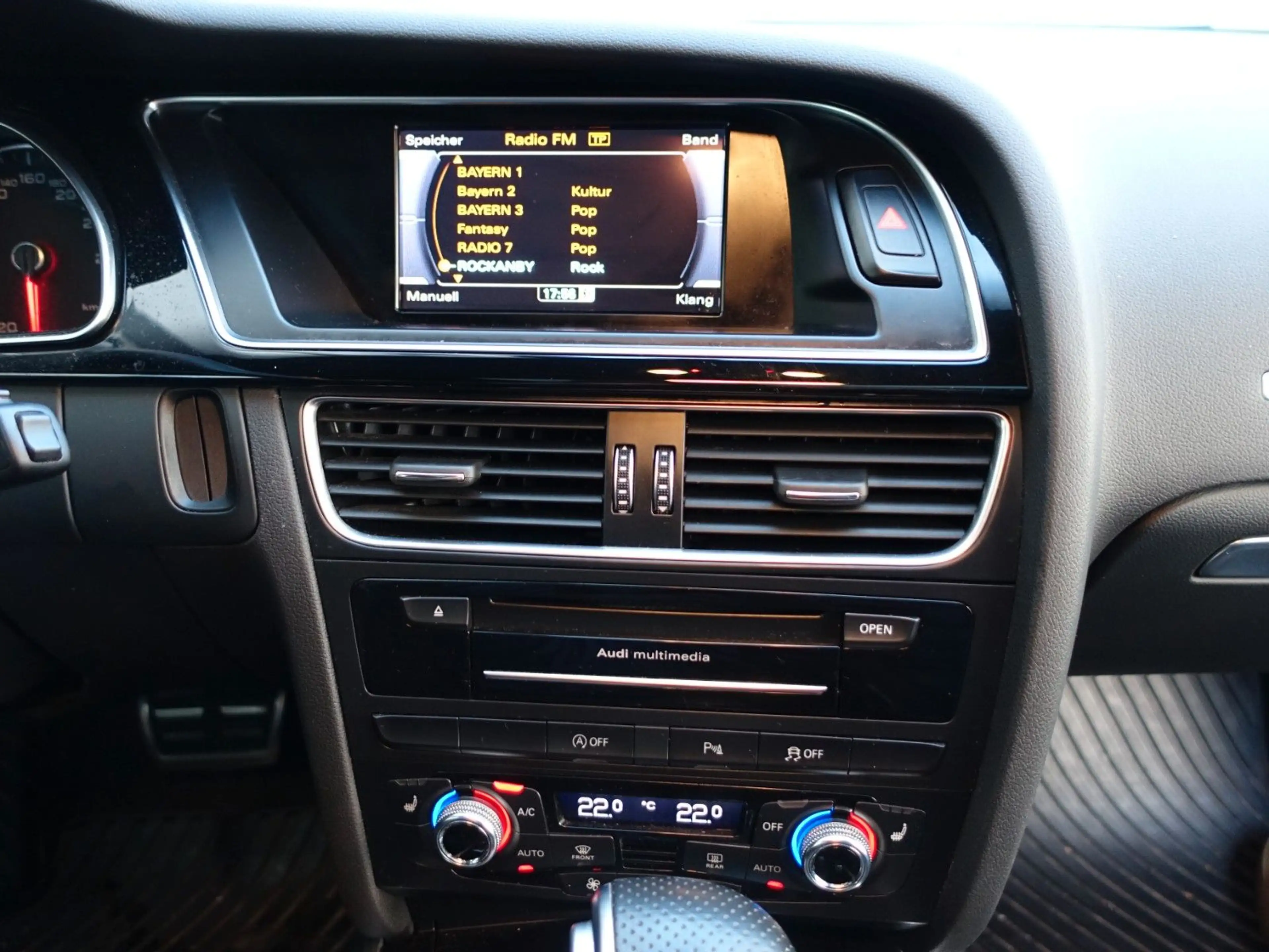 Audi A5 Sportback 3.0 TDI quattro S-LINE/B&O/AHK — photo 13