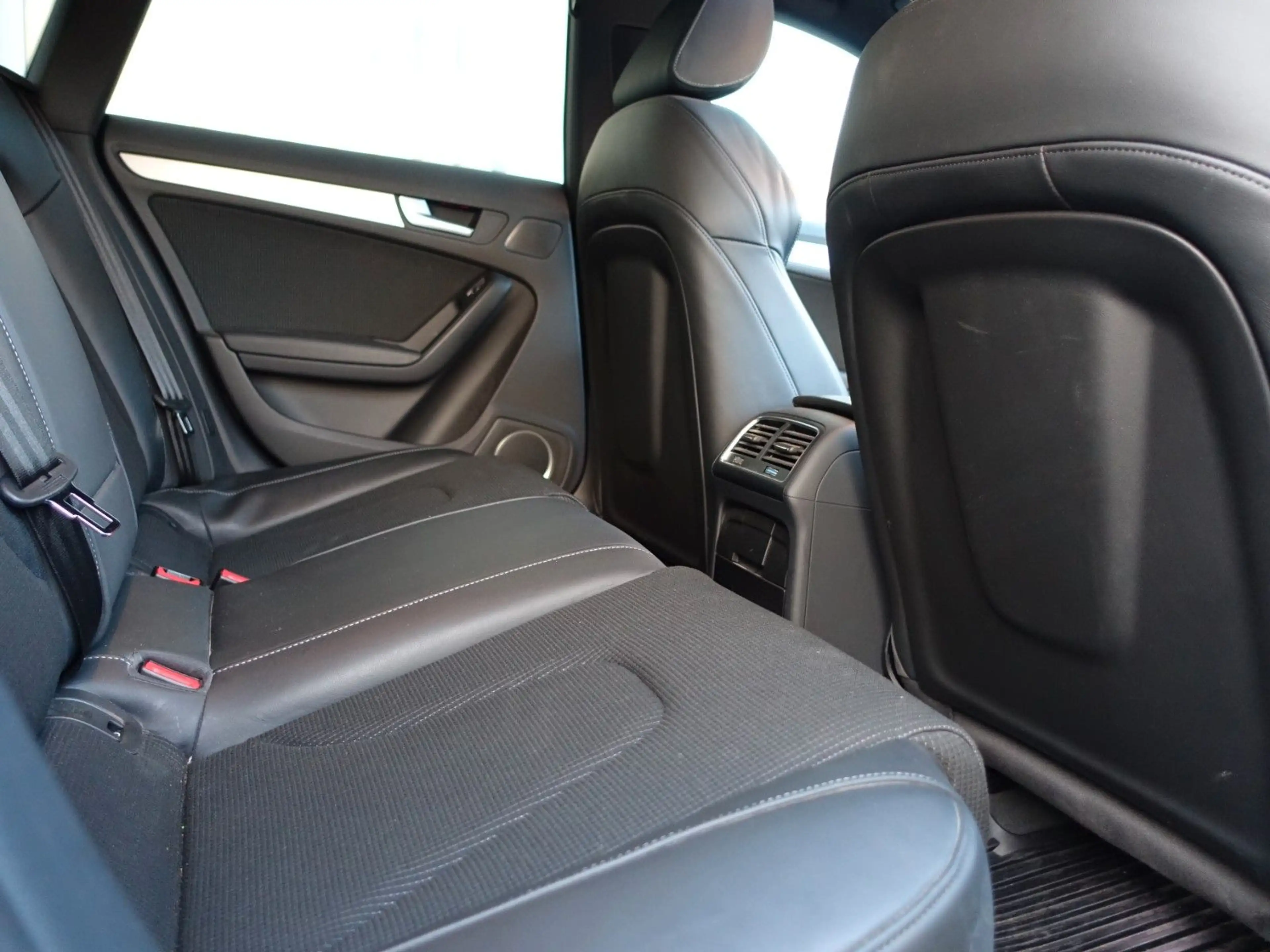 Audi A5 Sportback 3.0 TDI quattro S-LINE/B&O/AHK — photo 11
