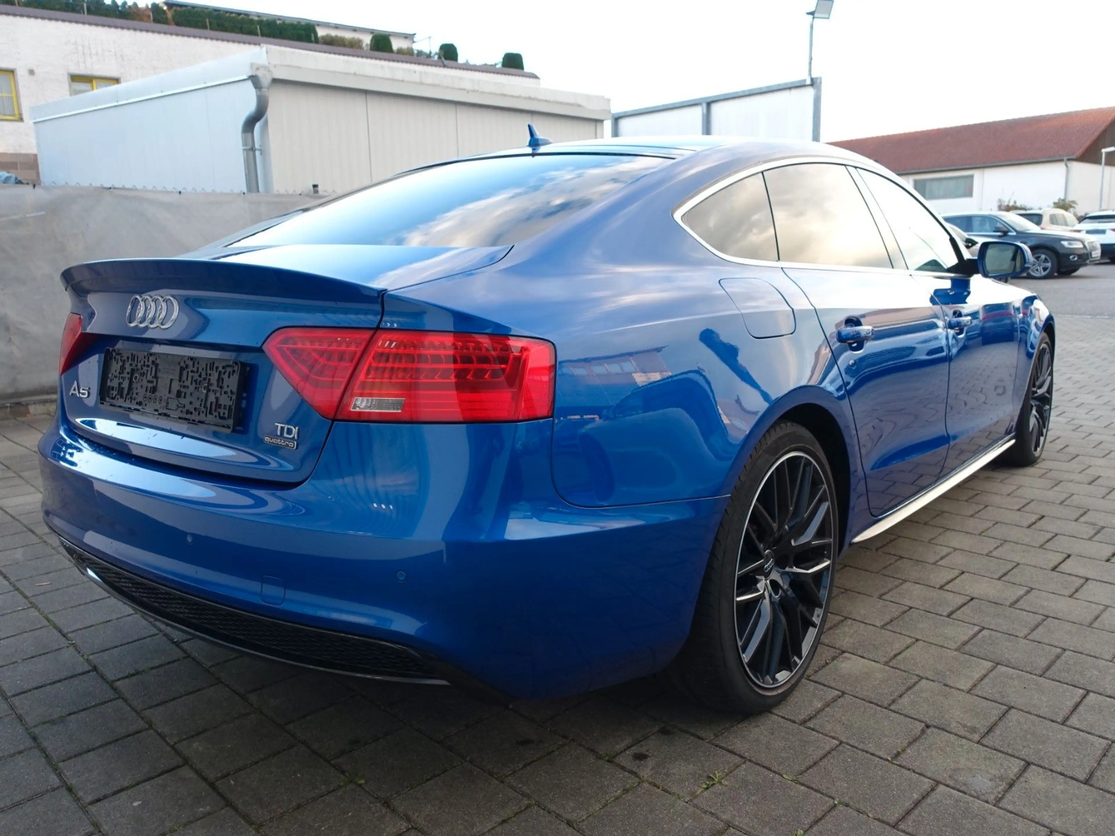 Audi A5 Sportback 3.0 TDI quattro S-LINE/B&O/AHK — photo 5