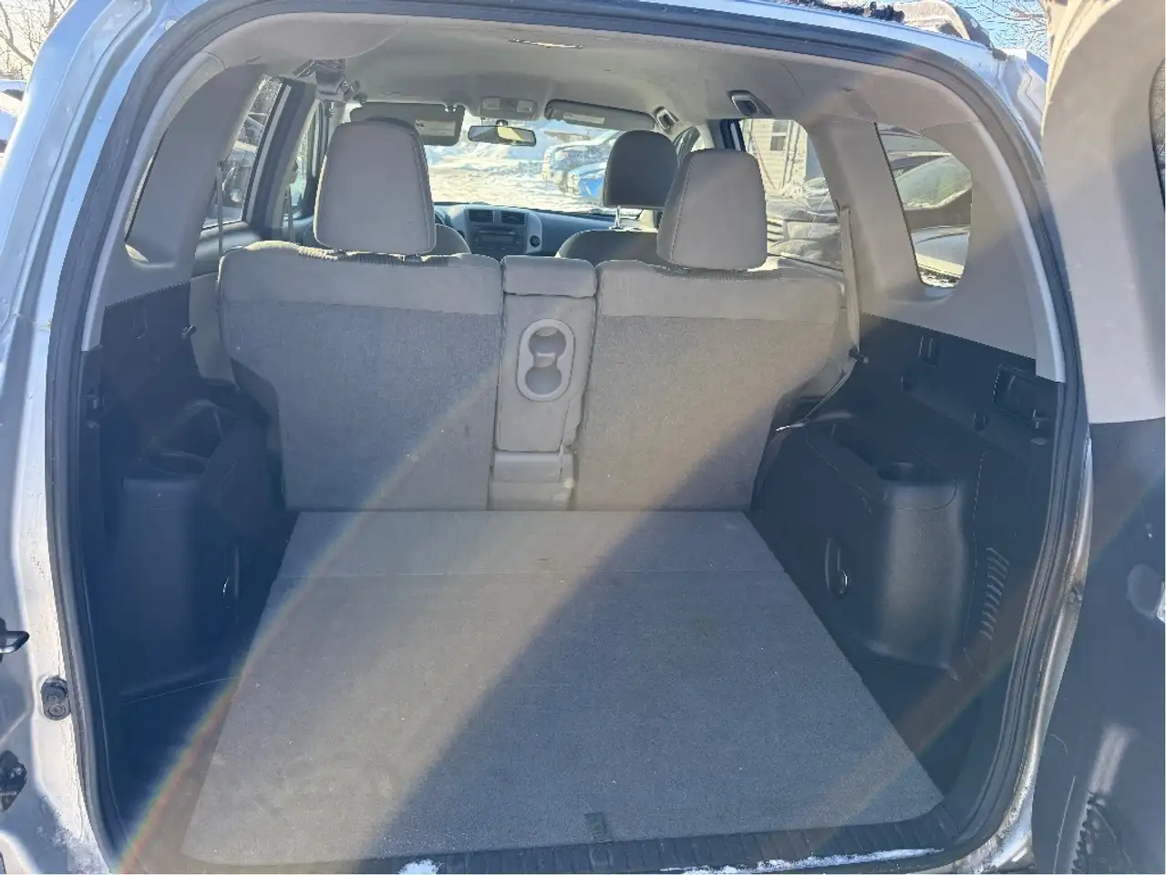 Toyota RAV 4 снимка Toyota RAV 4