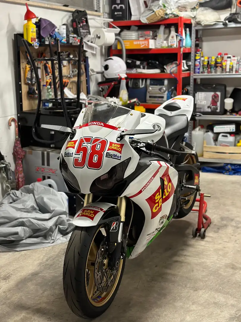 Honda CBR 1000 fireblade Blanc - 1