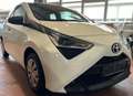 Toyota Aygo x White - thumbnail 2