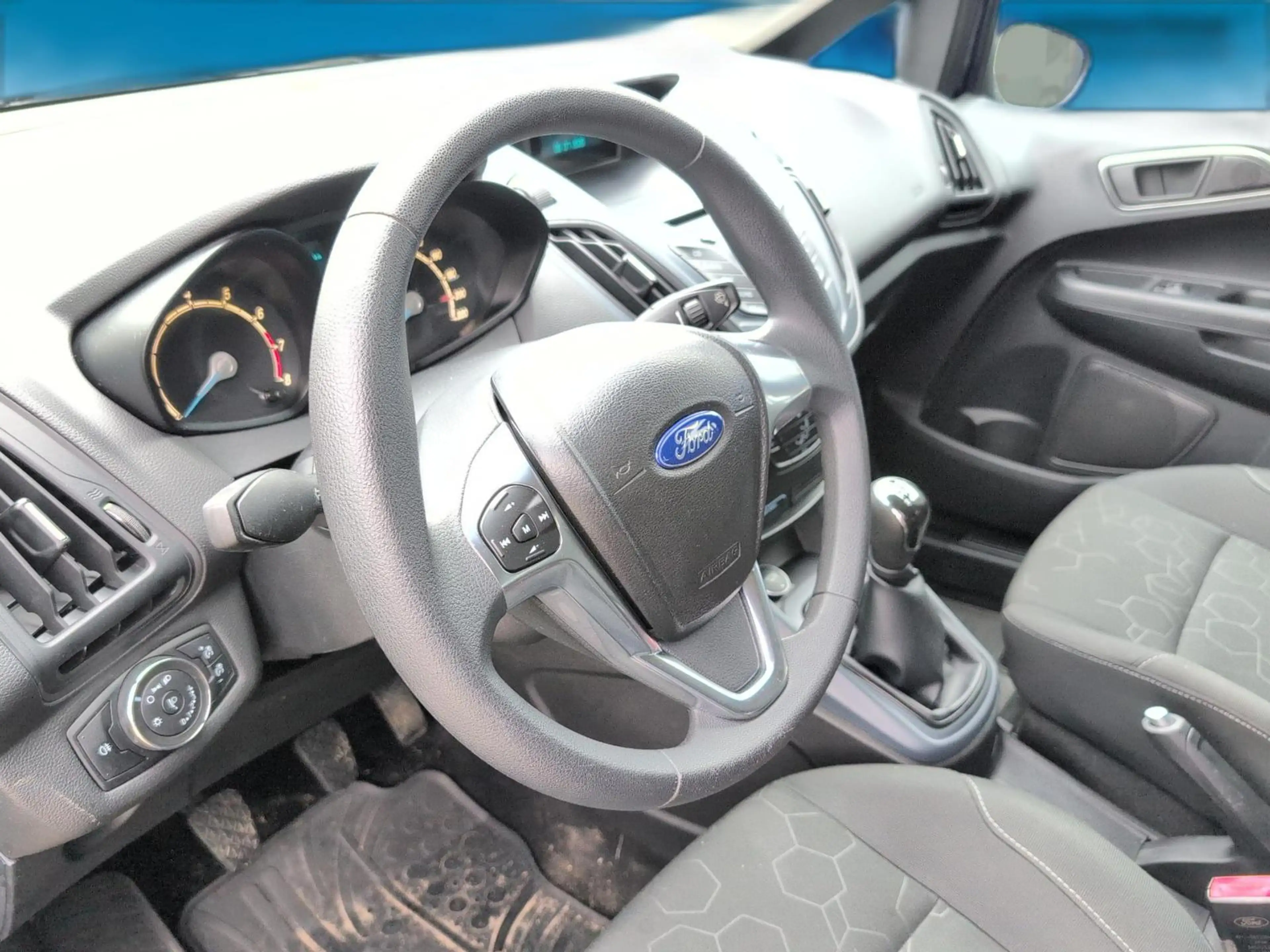 Ford B-Max Ambiente 1.4 16V KAT — photo 6