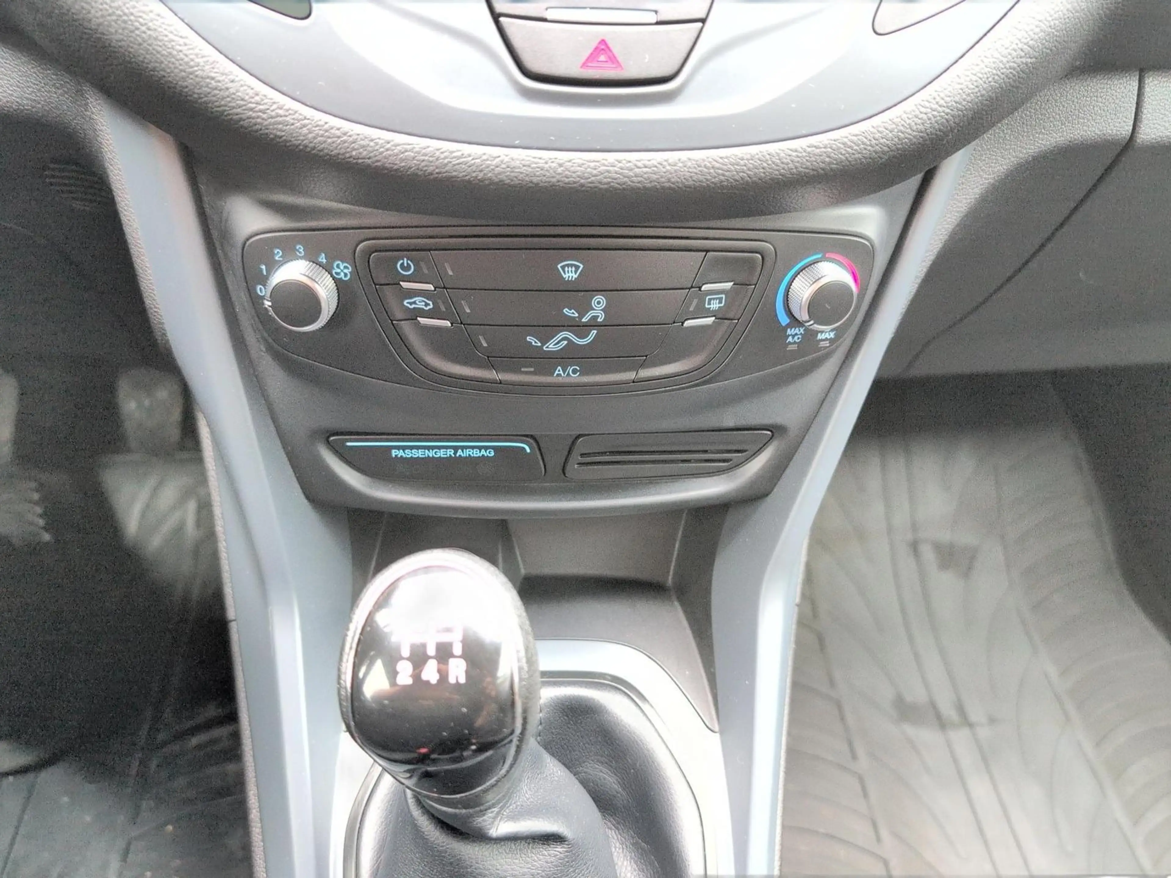 Ford B-Max Ambiente 1.4 16V KAT — photo 10