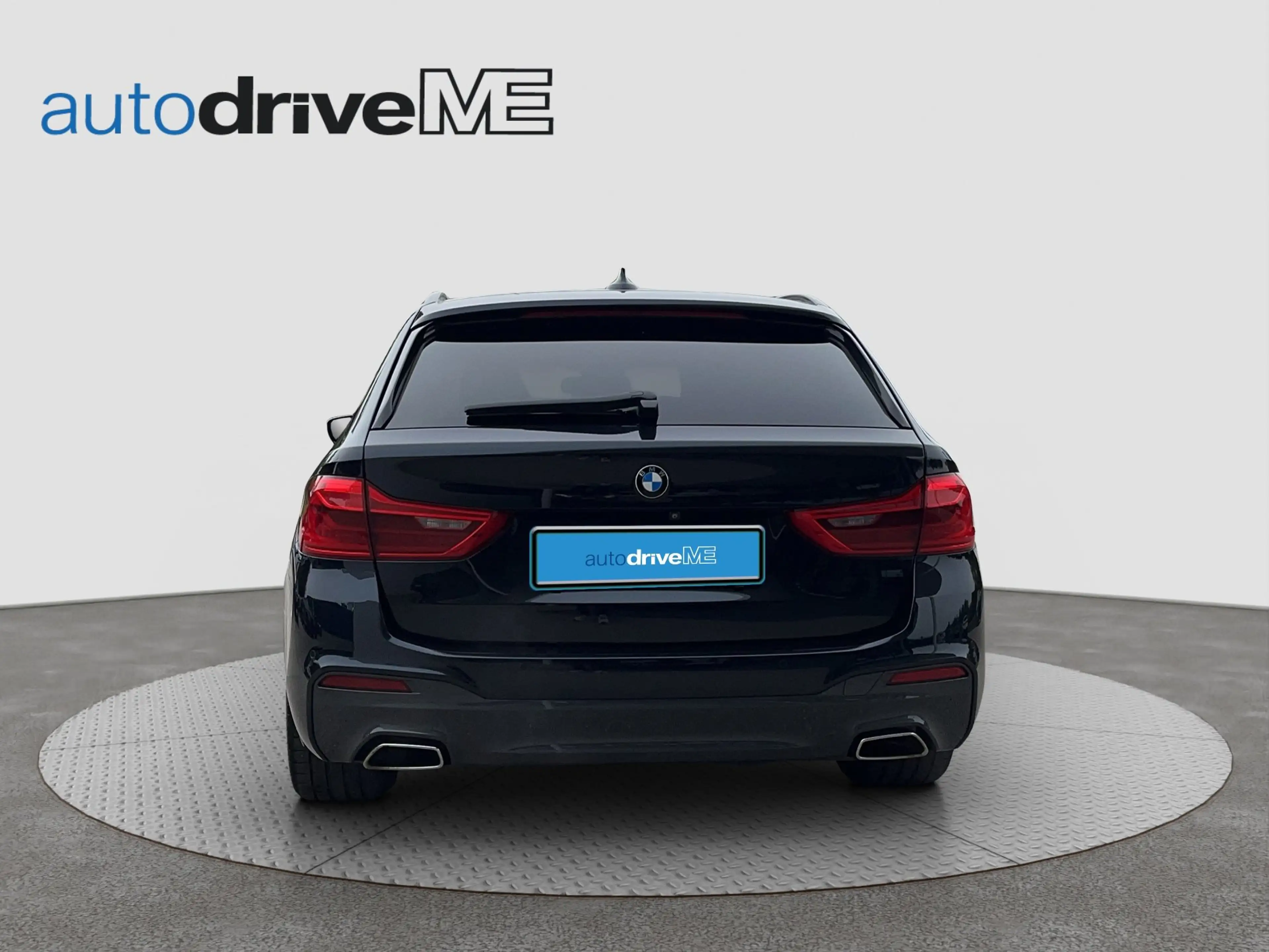 BMW 520 d Touring M-Sport Business KAM 360 LED ACC LM — photo 5