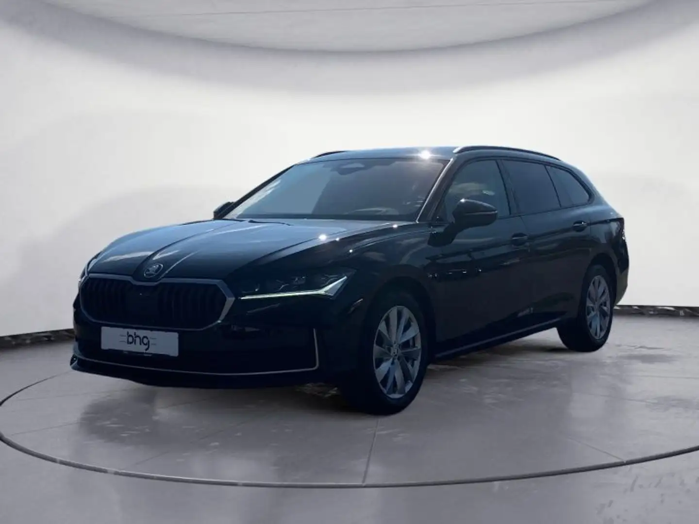 Skoda Superb Combi 2.0 TDI DSG Selection Schwarz - 2