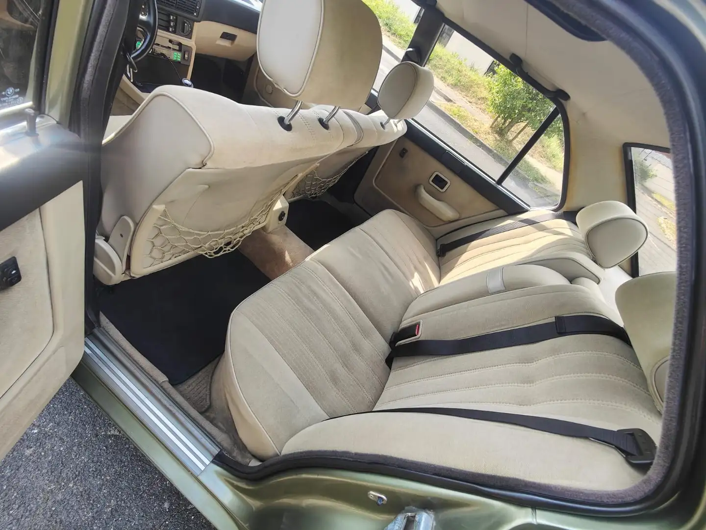 BMW 528 I e30 Vert - 2