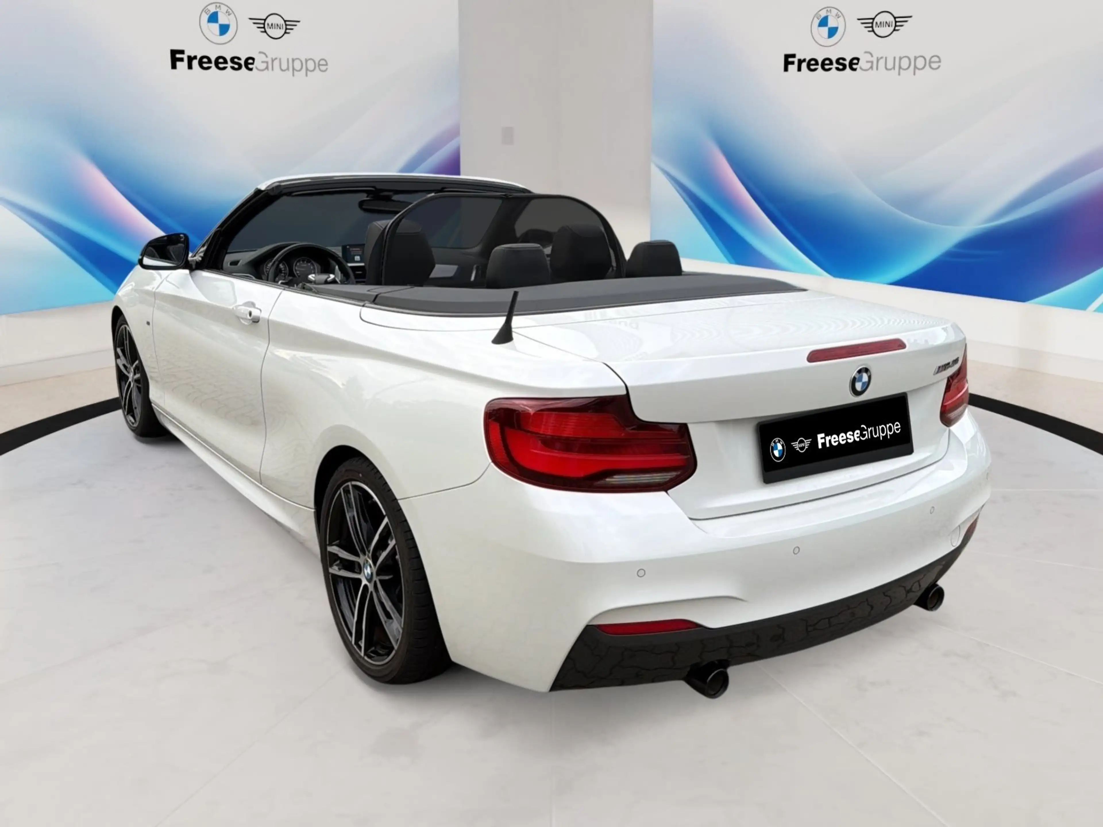 BMW 240 M240i — photo 4