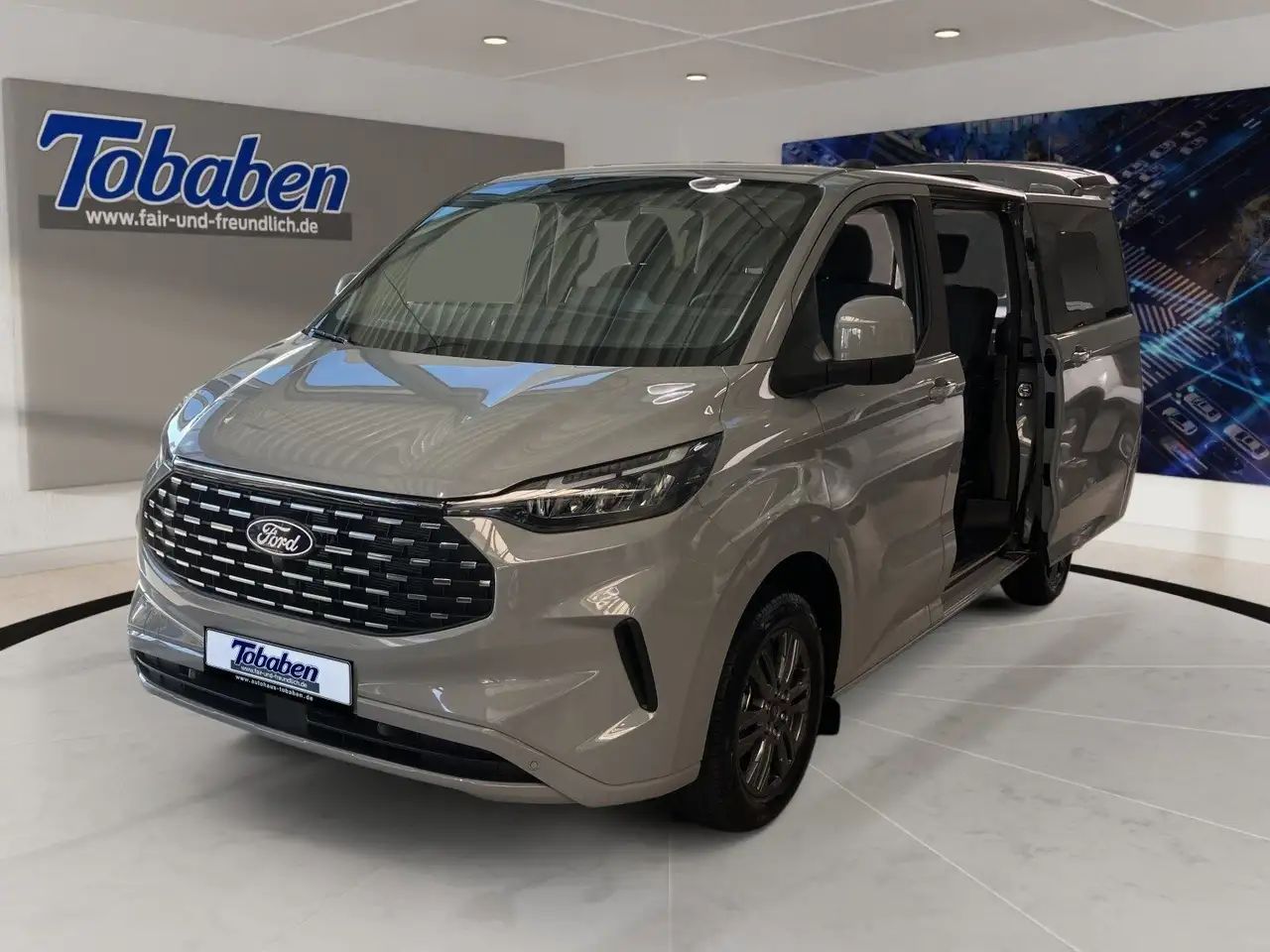 Ford Tourneo Custom 2026
