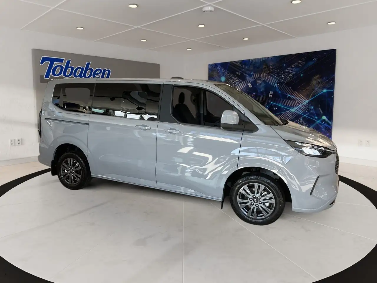 Ford Tourneo Custom 2026