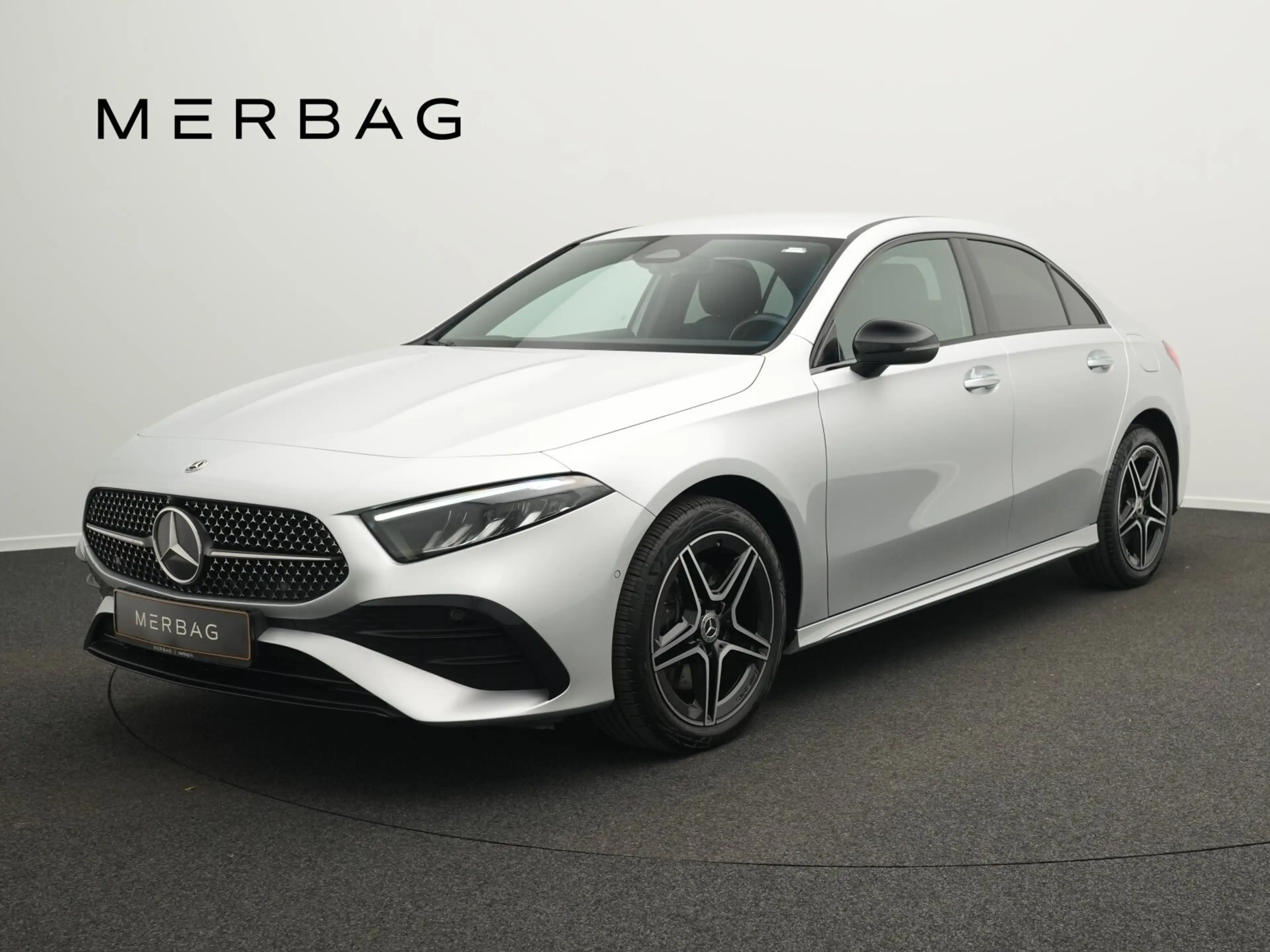 Mercedes-Benz A 250 A 250 e AMG-Line Lim LED+Kamera+Night+Ambi Navi