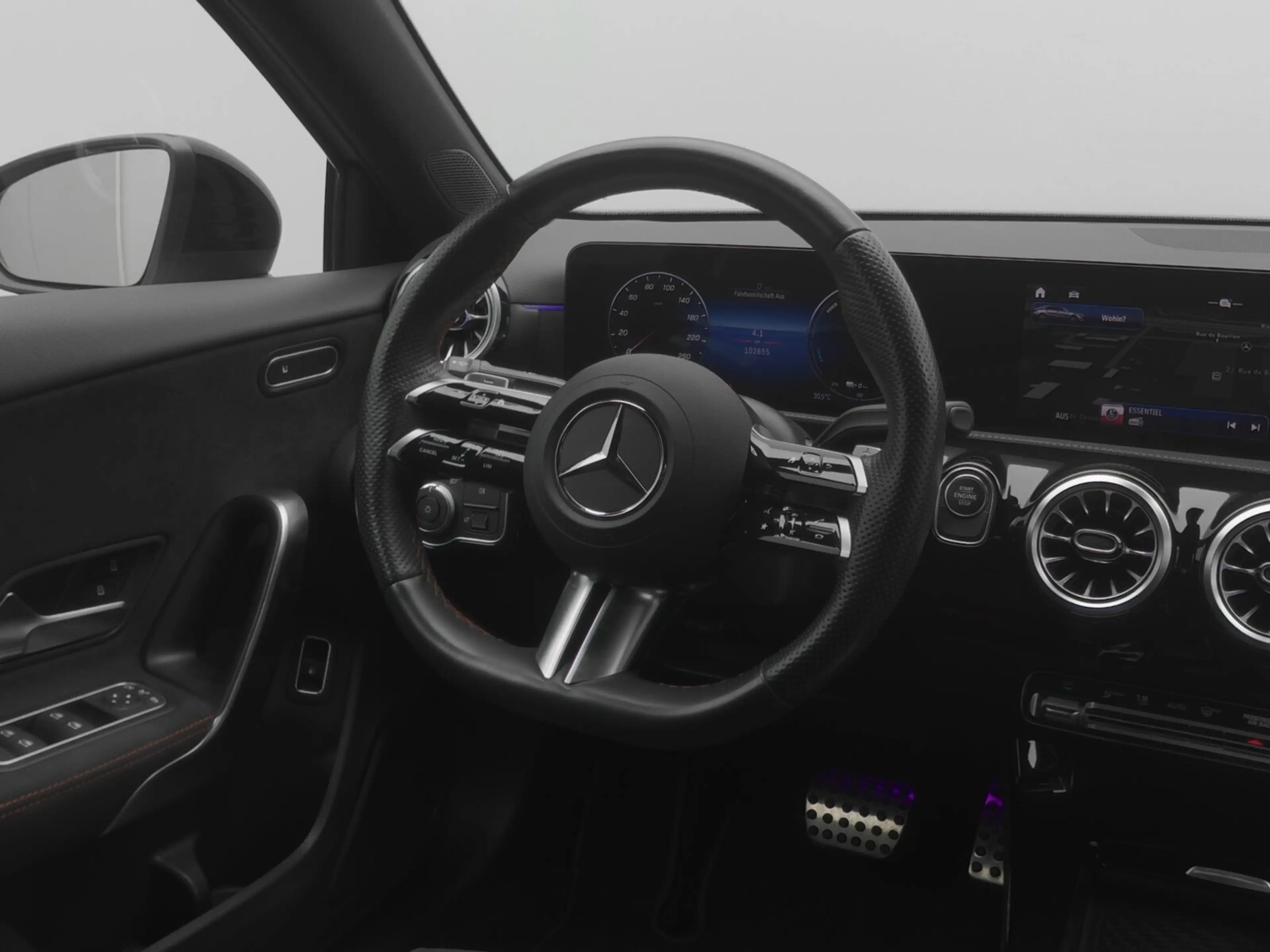 Mercedes-Benz A 250 A 250 e AMG-Line Lim LED+Kamera+Night+Ambi Navi — photo 19